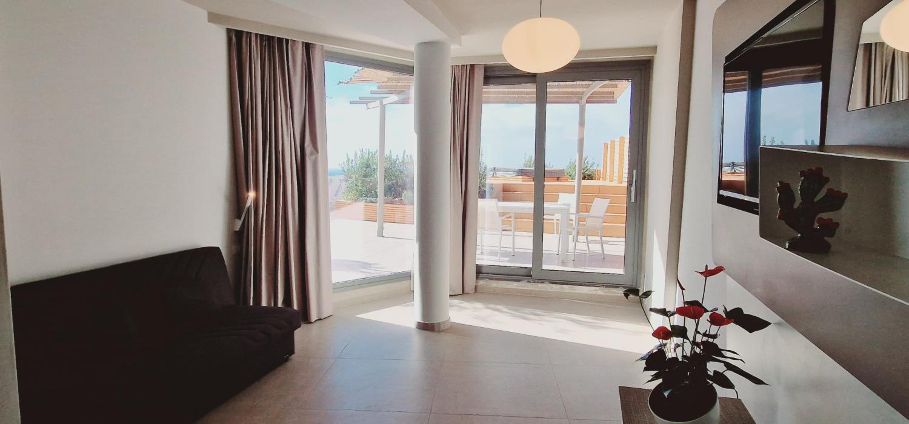 Suite with Hot Tub