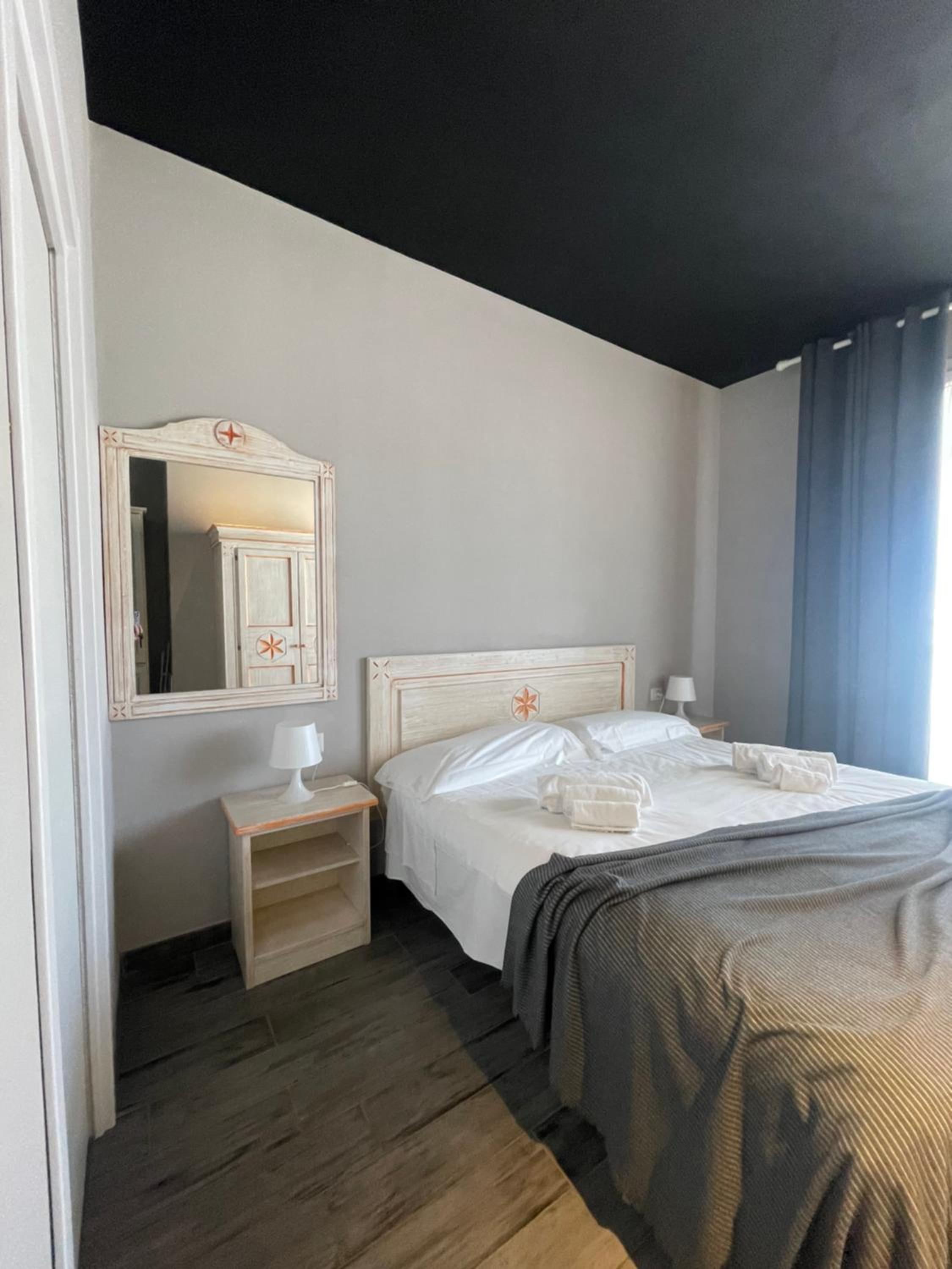 Superior Double or Twin Room photo 3