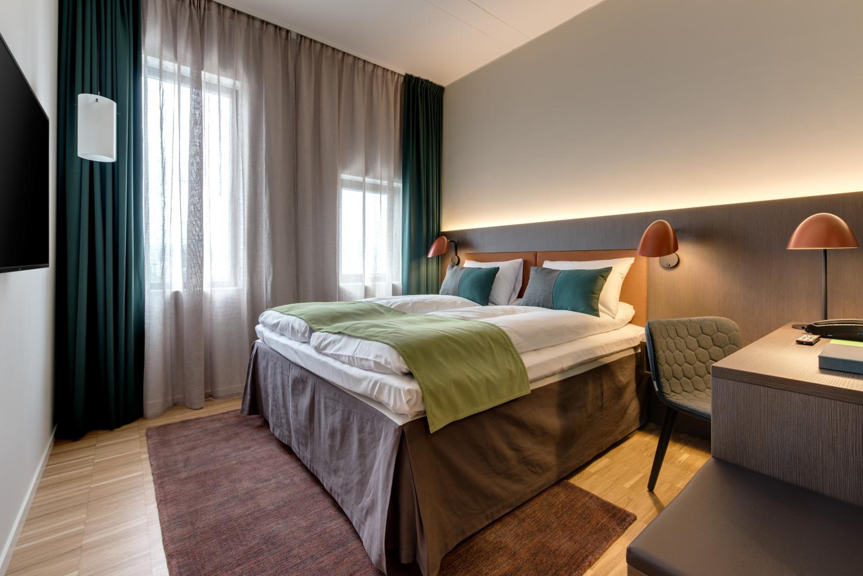 Available room