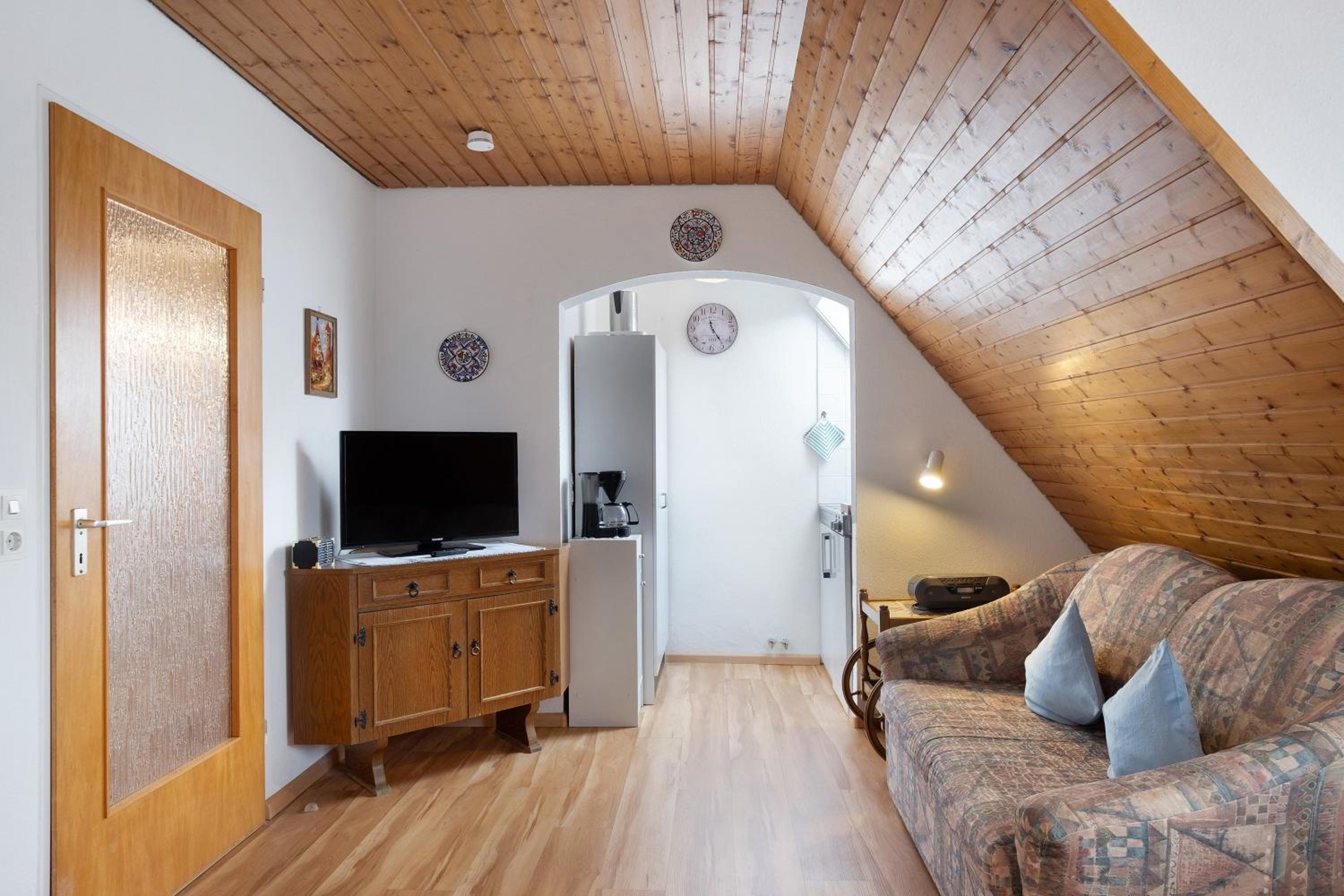 One-Bedroom Apartment with Garden View photo 1