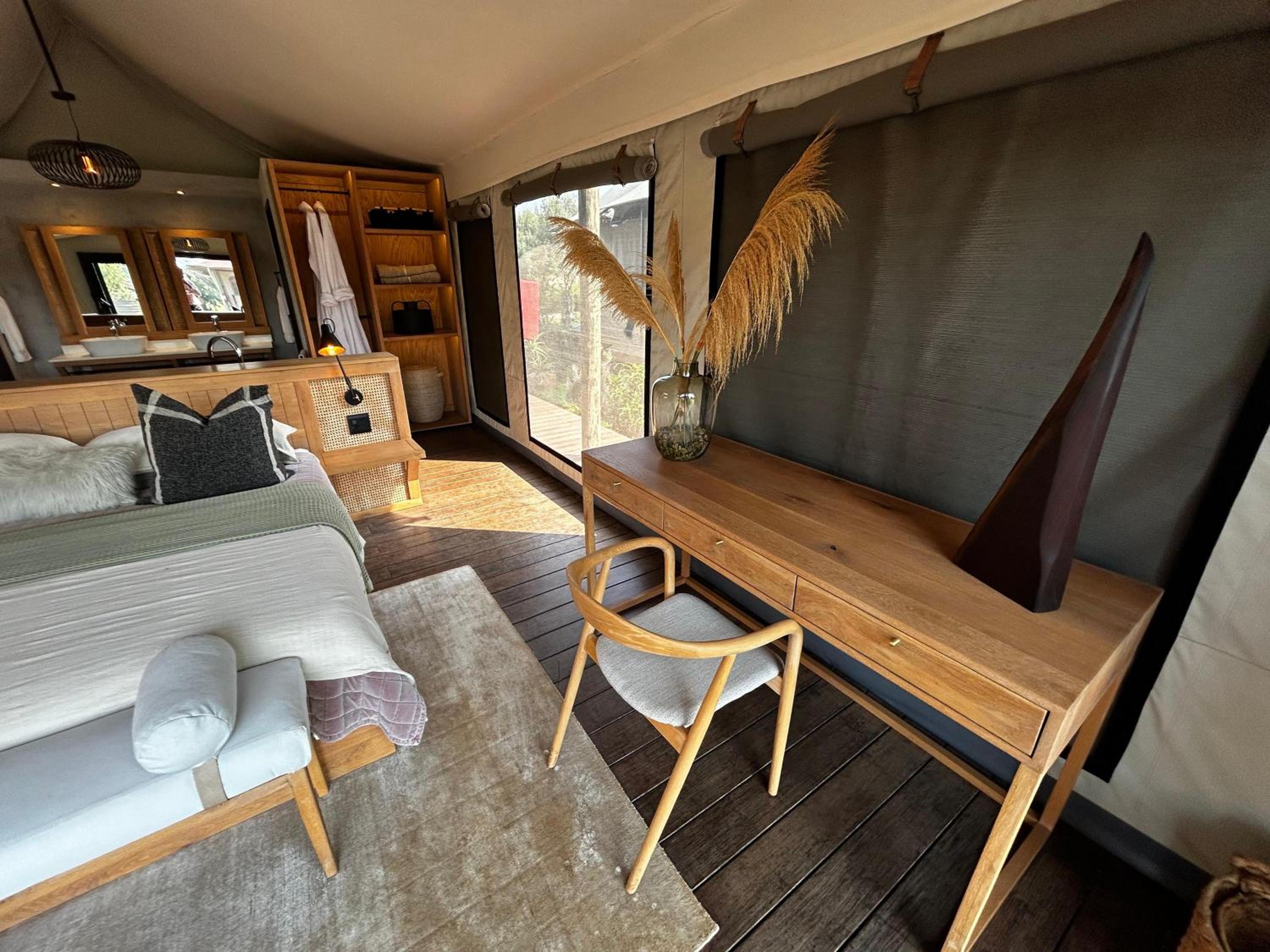 Deluxe Triple Room photo 3