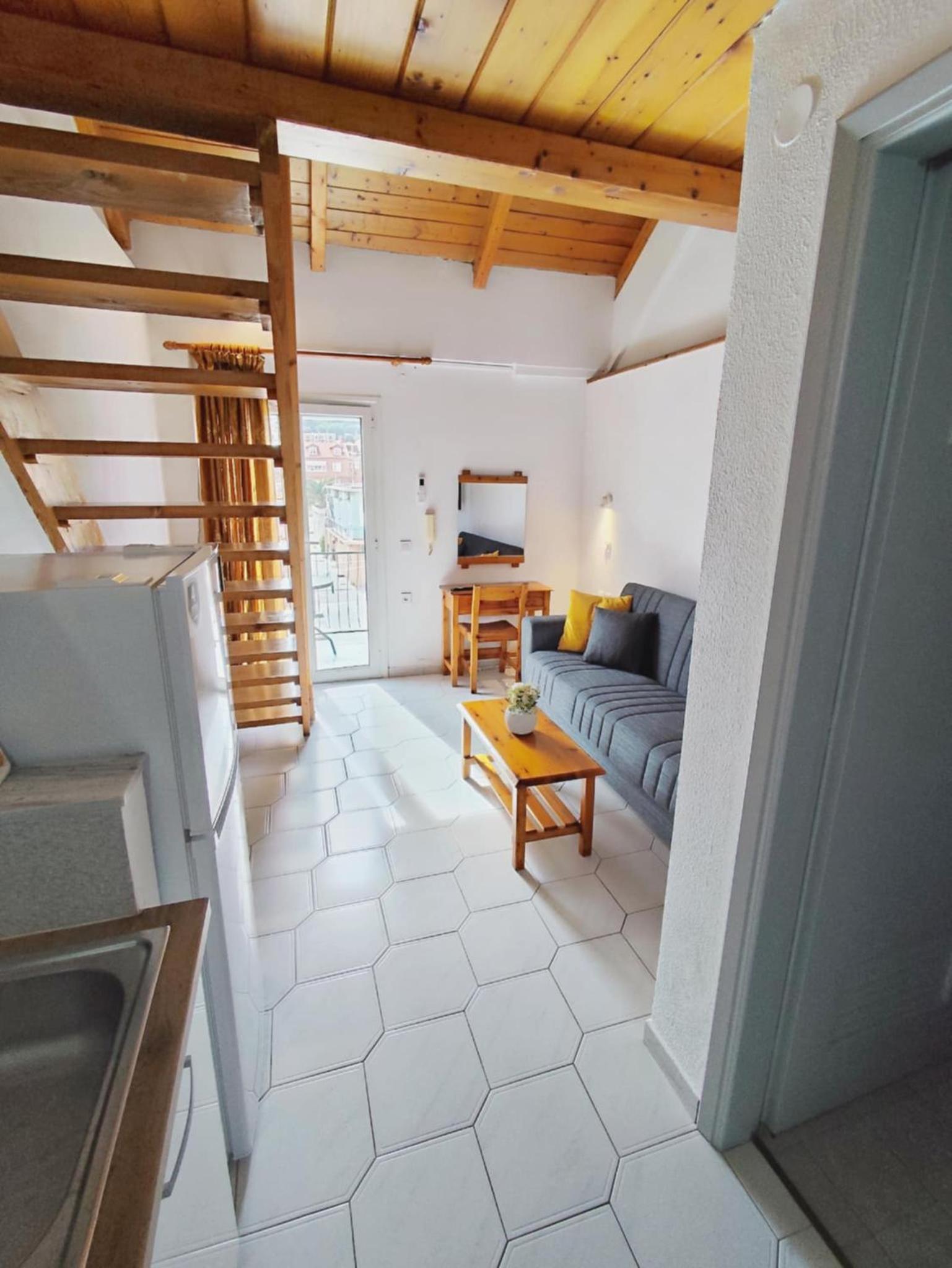 Triple Room with Terrace