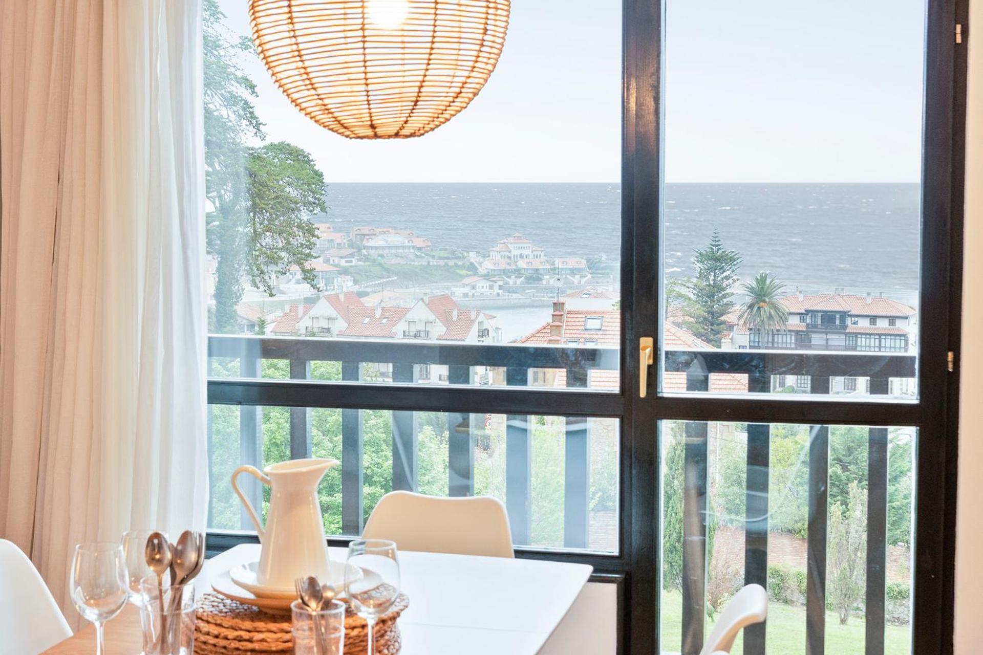 Three-Bedroom Apartment with Sea View