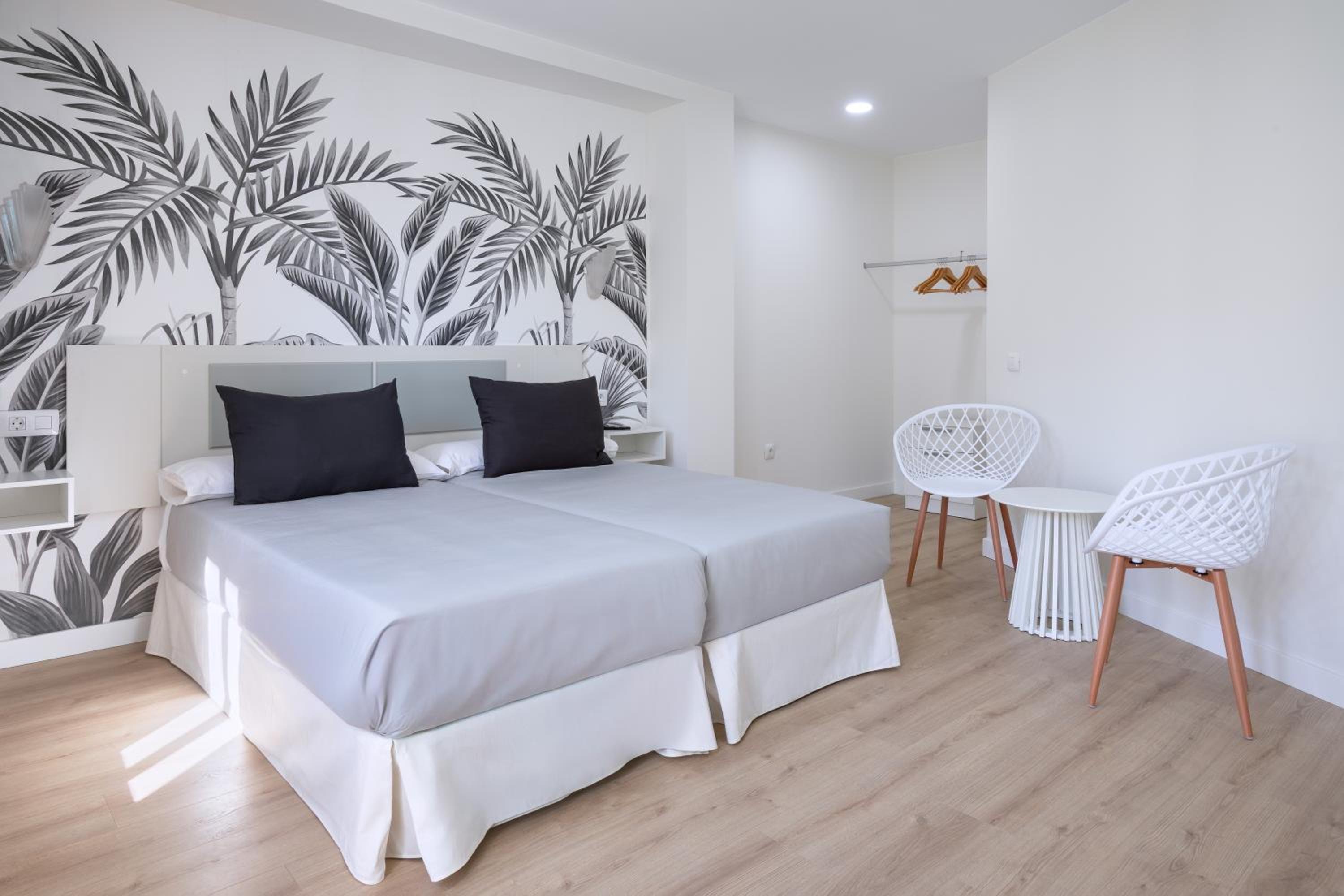 Triple Room with Balcony