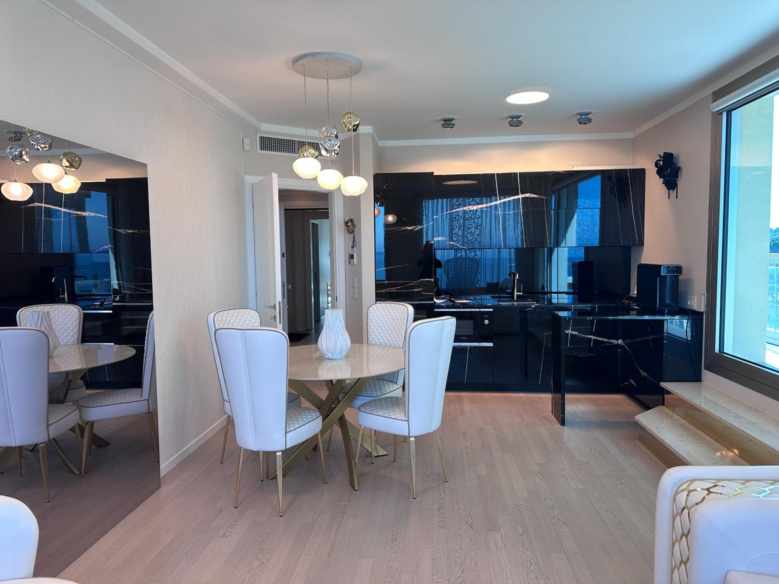 Penthouse Apartment - Annex photo 3