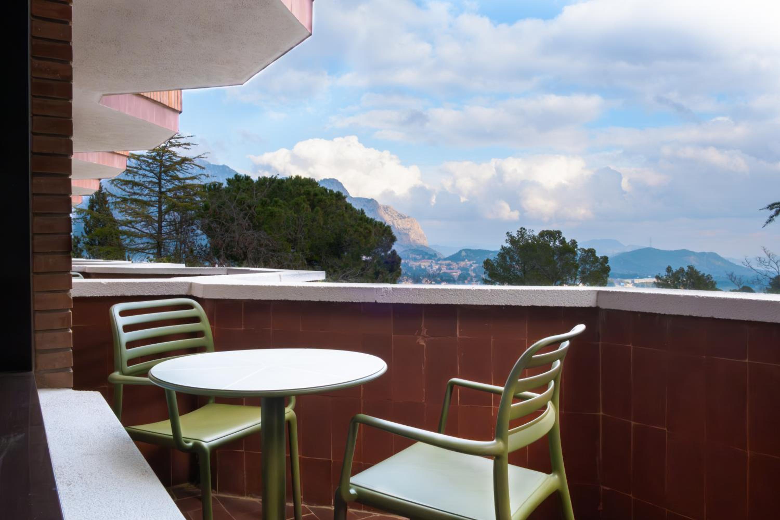 Superior Double Room with Balcony
