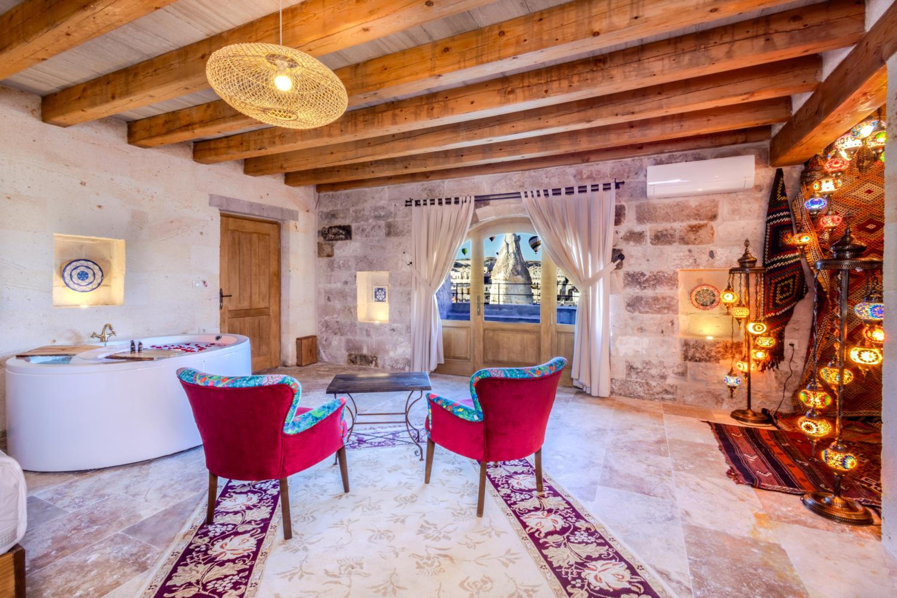 Queen Room with Balcony