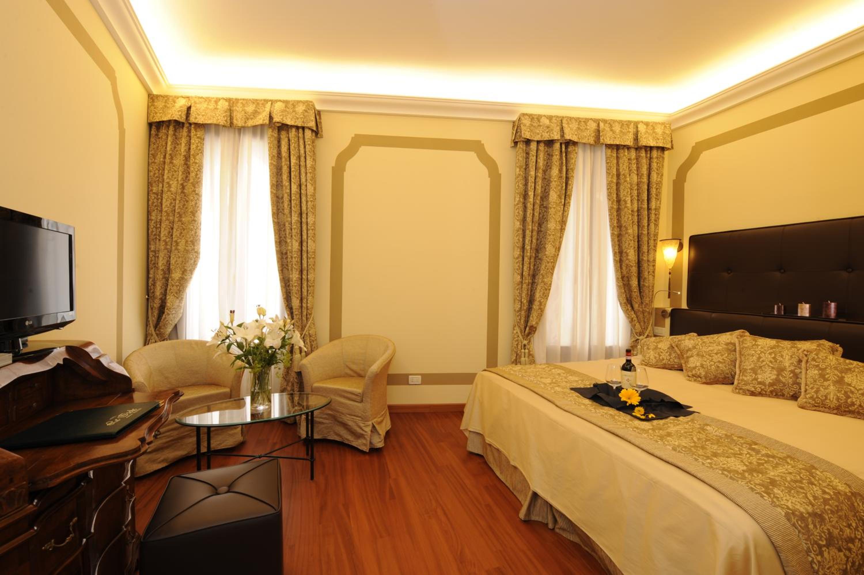 Classic Double Room