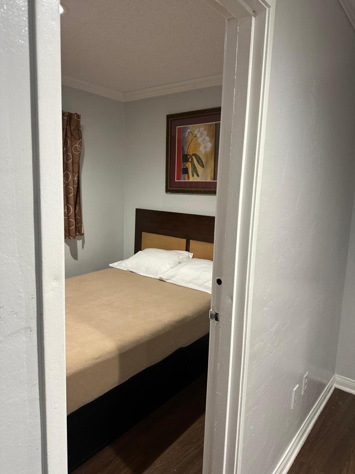 2 Bedroom Suite