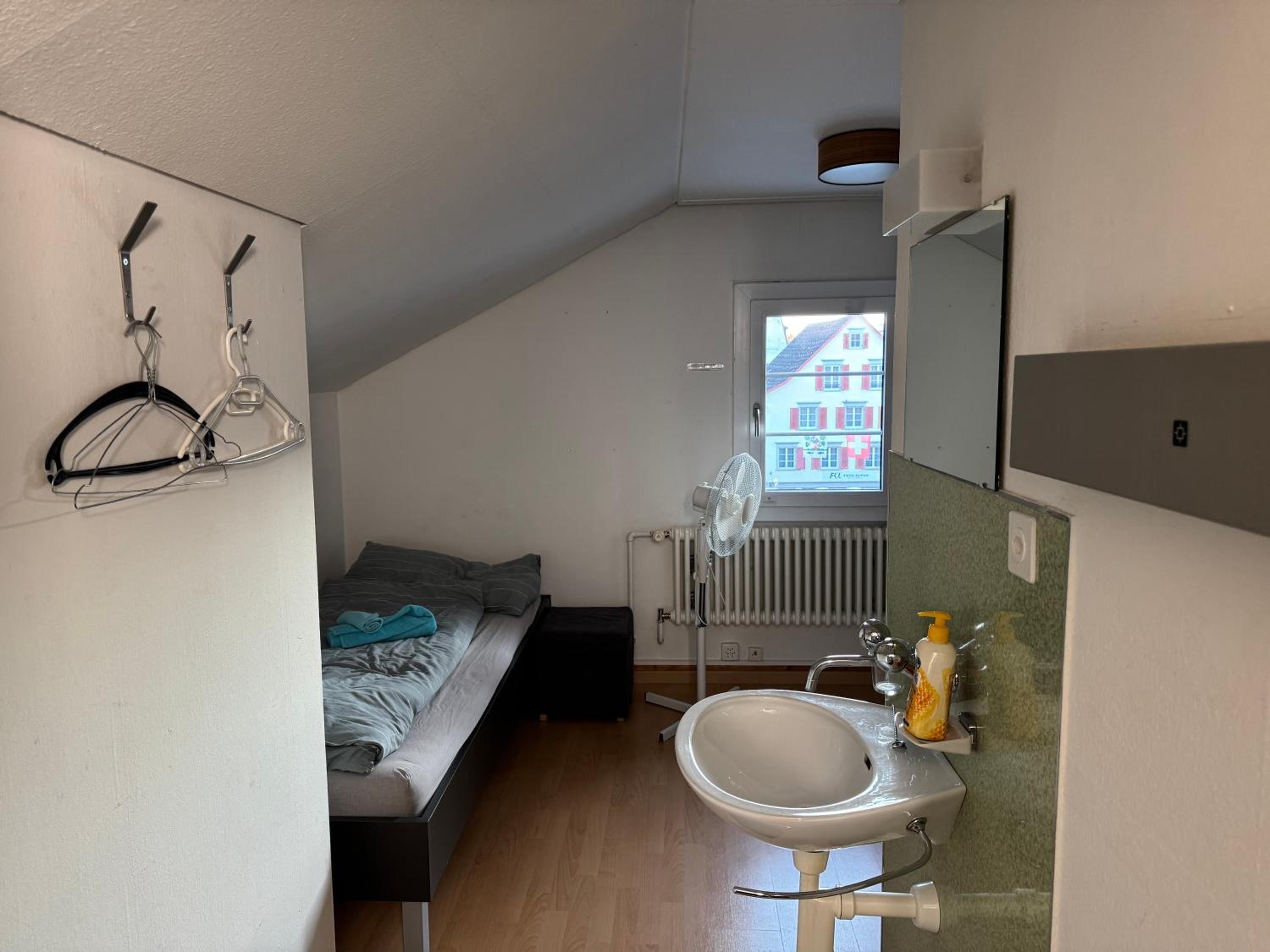Twin Room with Shared Bathroom photo 1