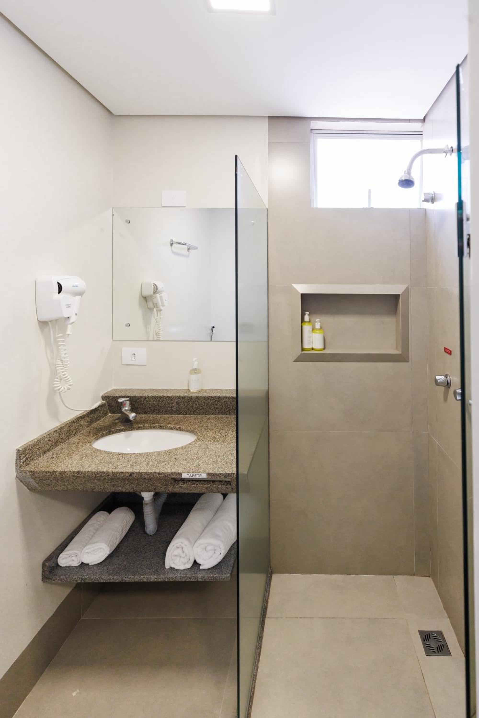 Double or Twin Room - Photo 1