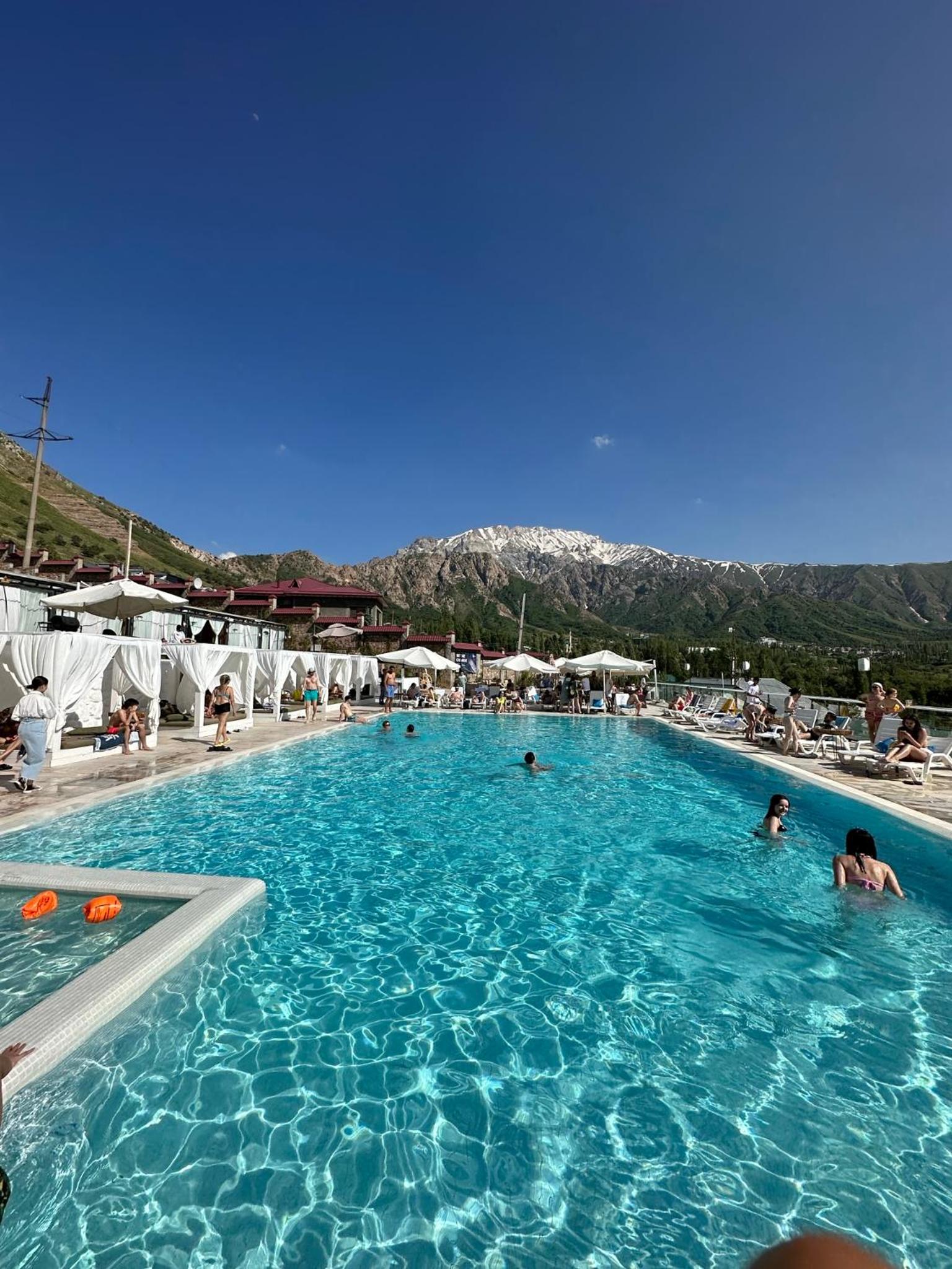 Chalet photo 2