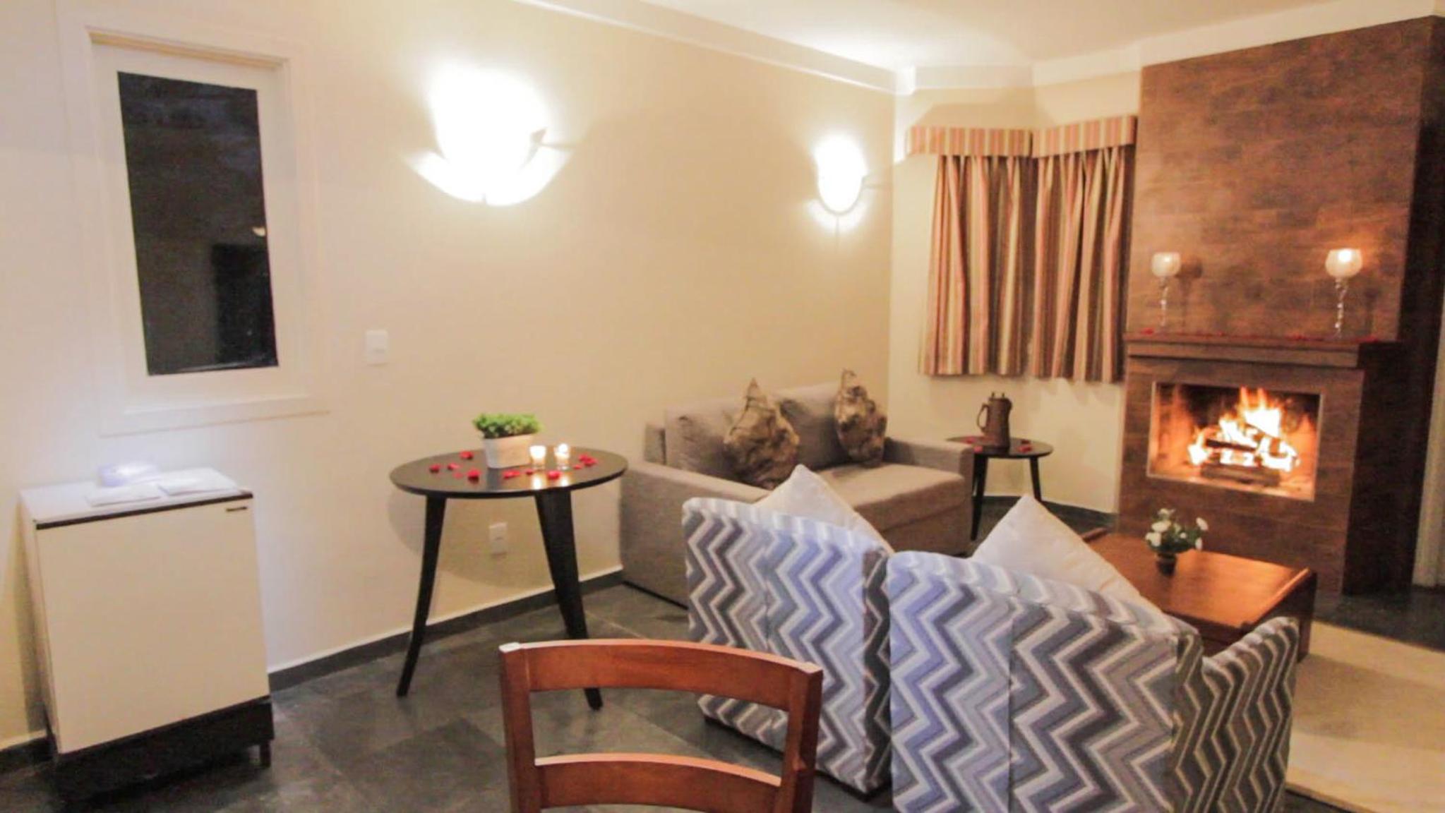 Standard Suite - Photo 2