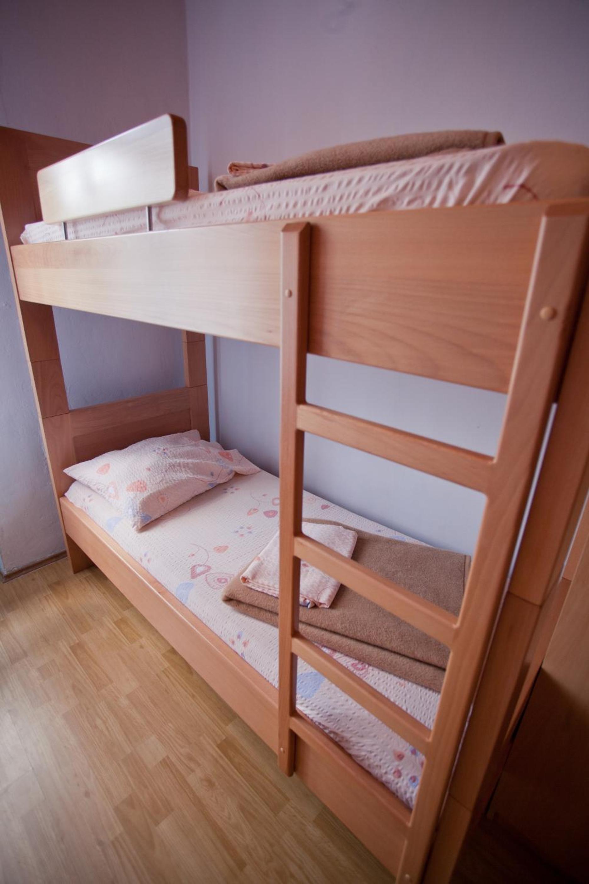 Bed In 4-Bed Mixed Dormitory Room