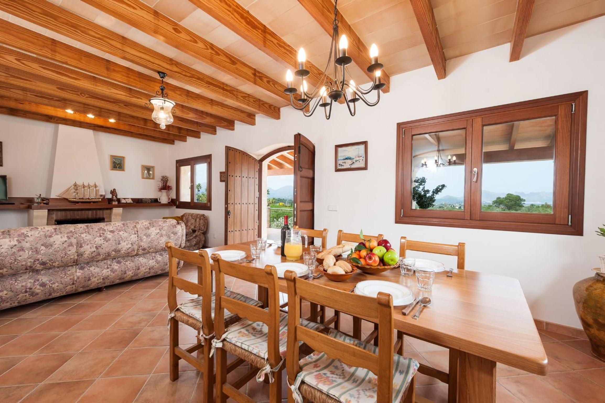Four-Bedroom Villa photo 2