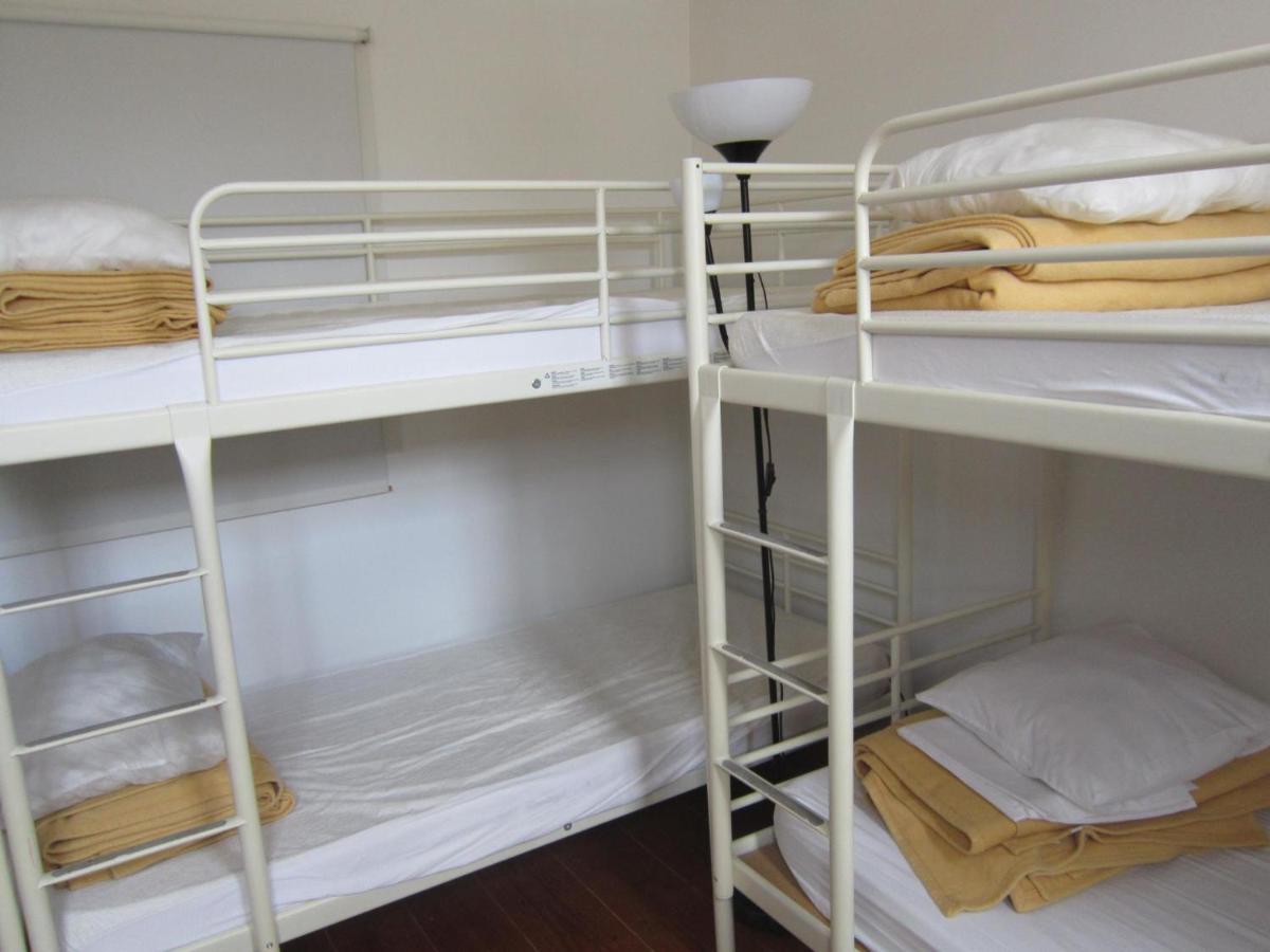 Bed in 6-Bed Mixed Dormitory Room photo 3