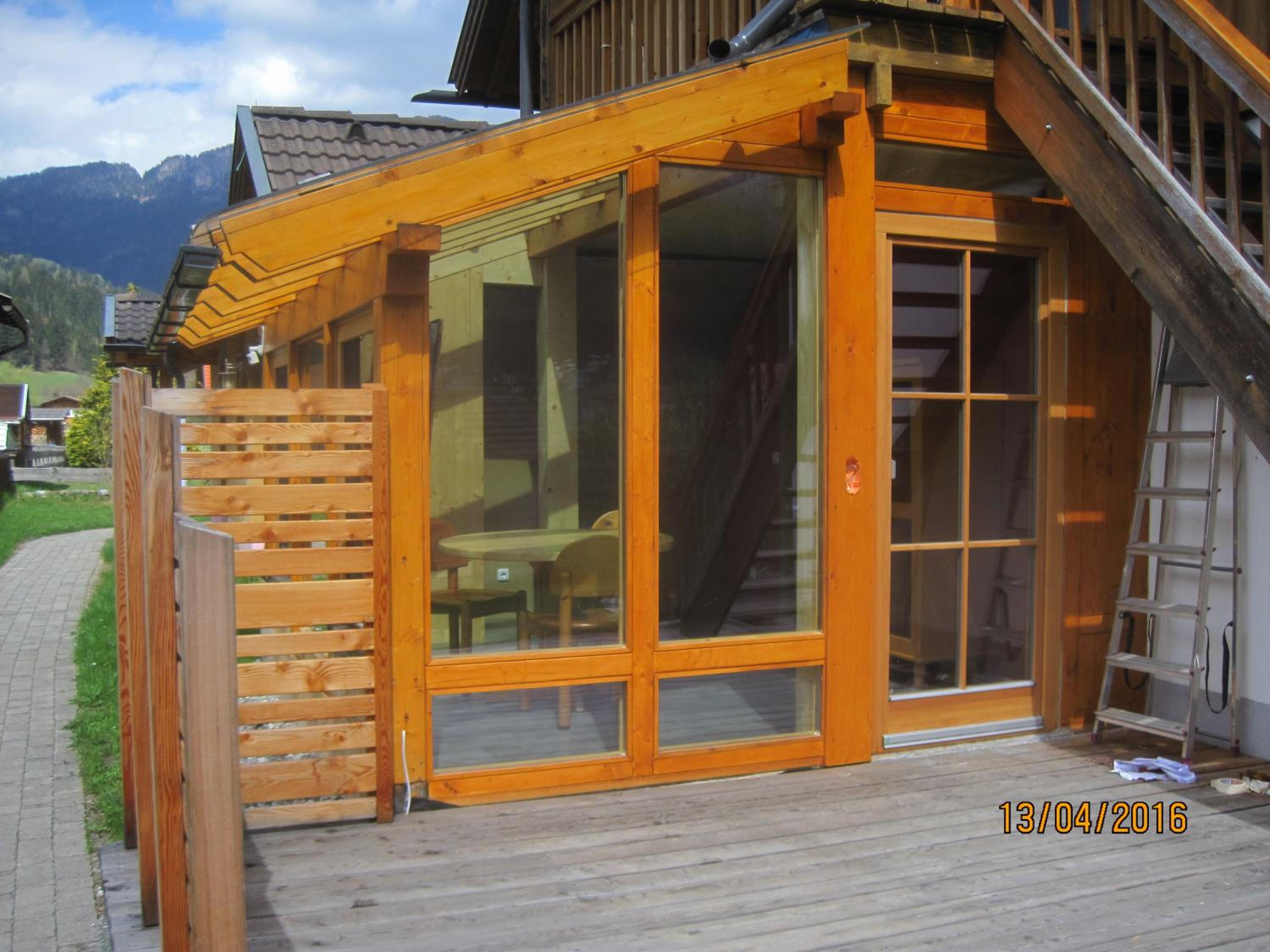 Apartment with Wintergarden and Terrace photo 2