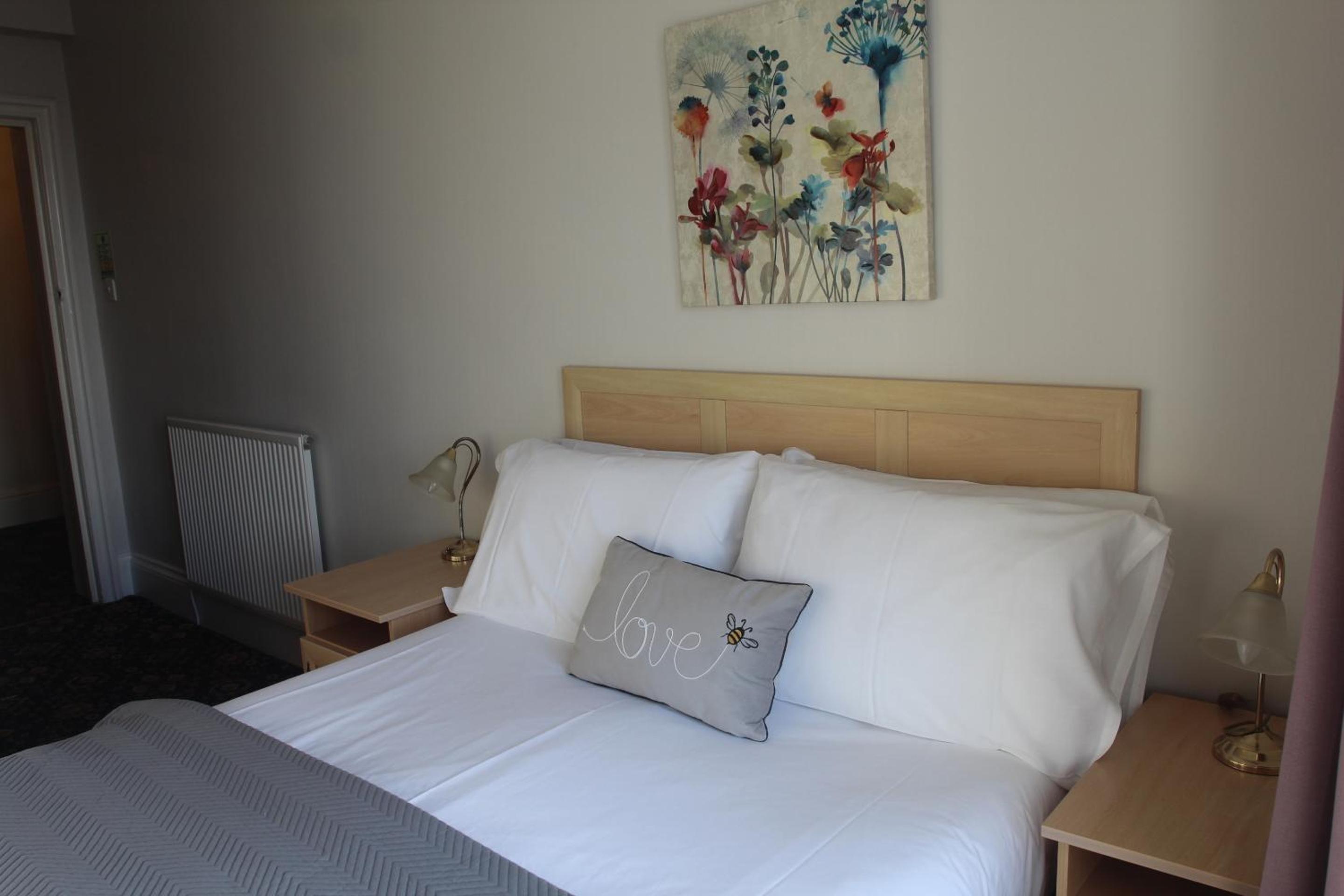 Deluxe Double Room with Shower photo 2