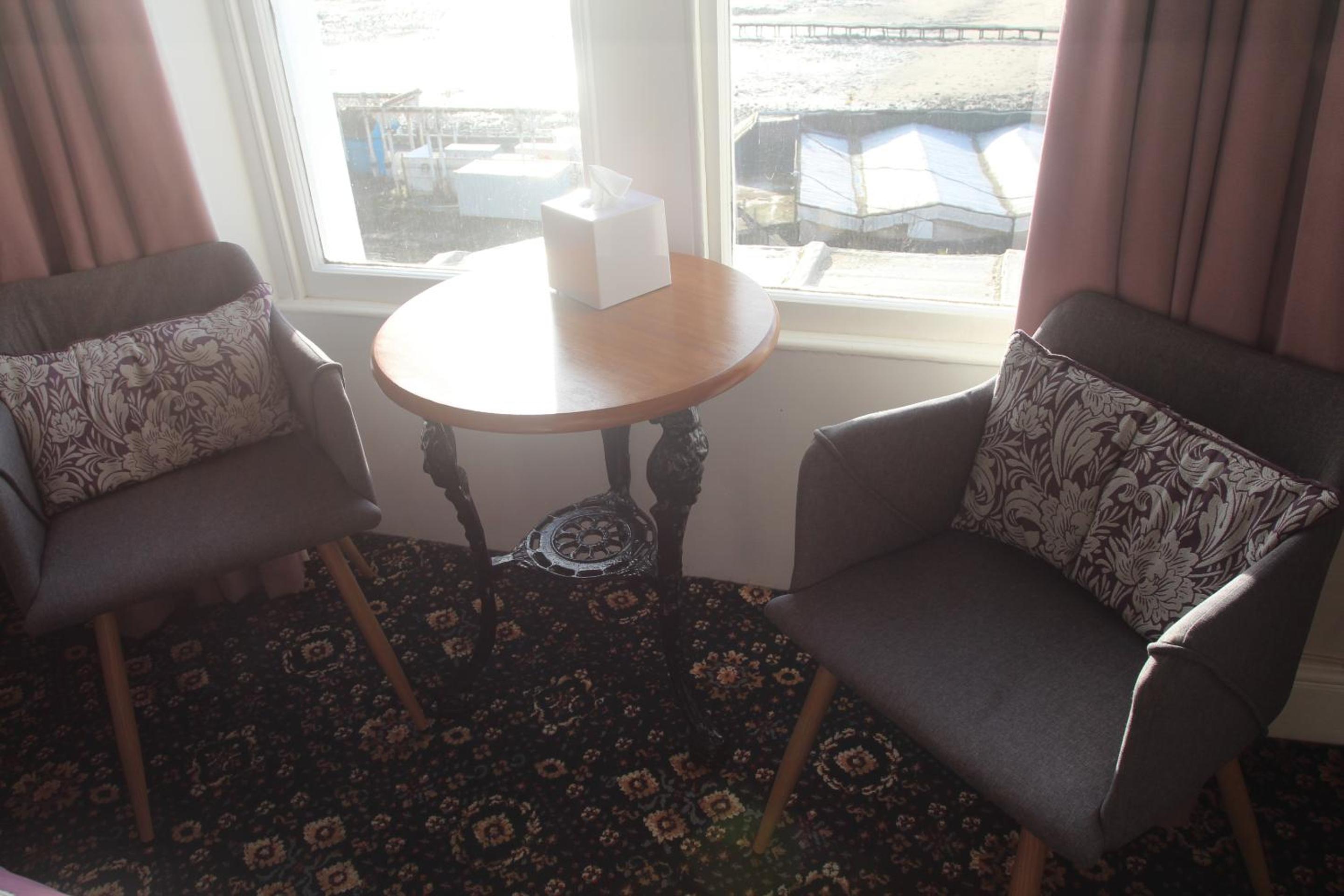 Deluxe Double Room with Shower photo 3