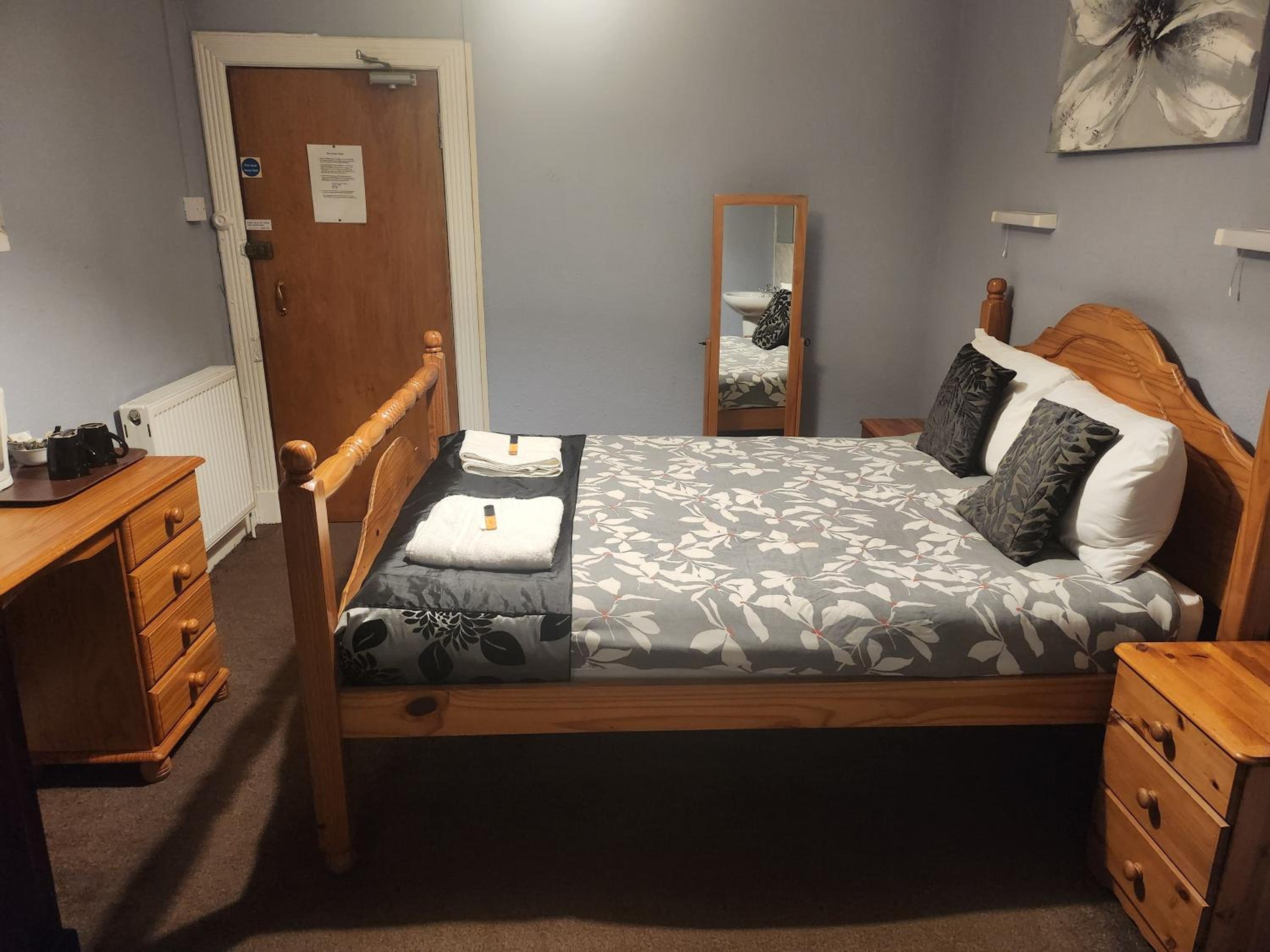 Double Room - Photo 1
