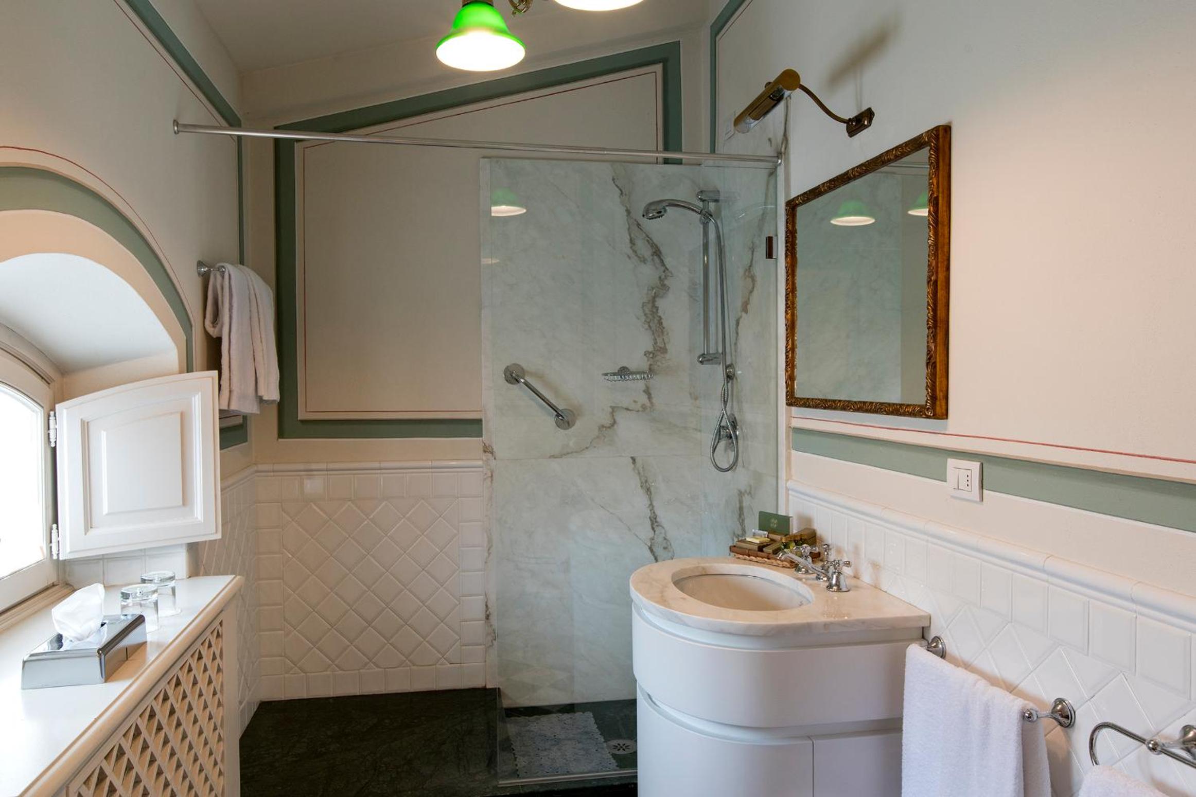Classic Double Room - Photo 6
