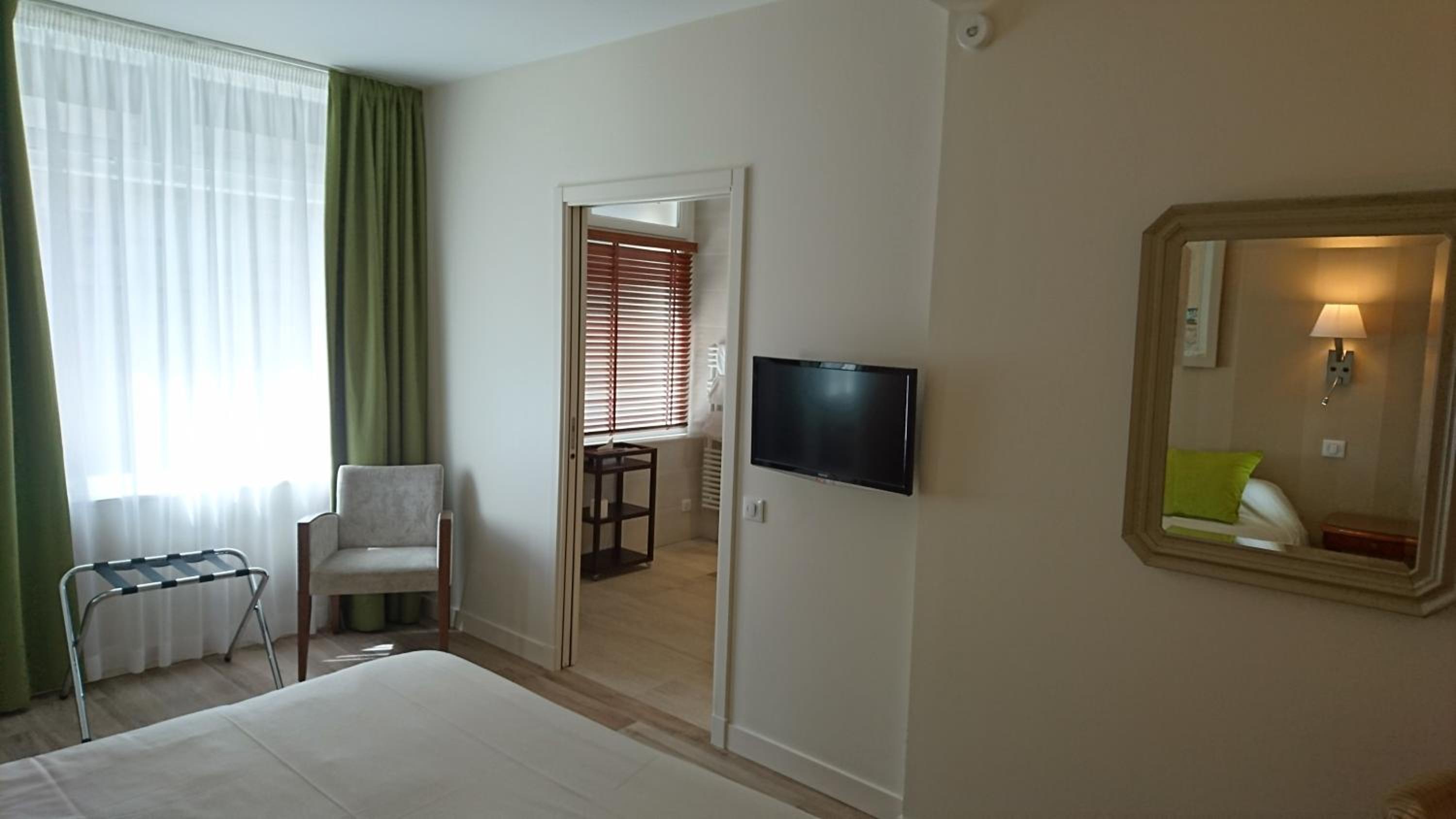 Double Room - Disability Access - Groundfloor - Photo 3