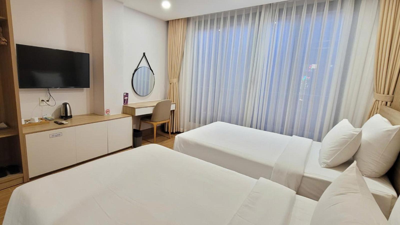 Economy Twin Room - Photo 4