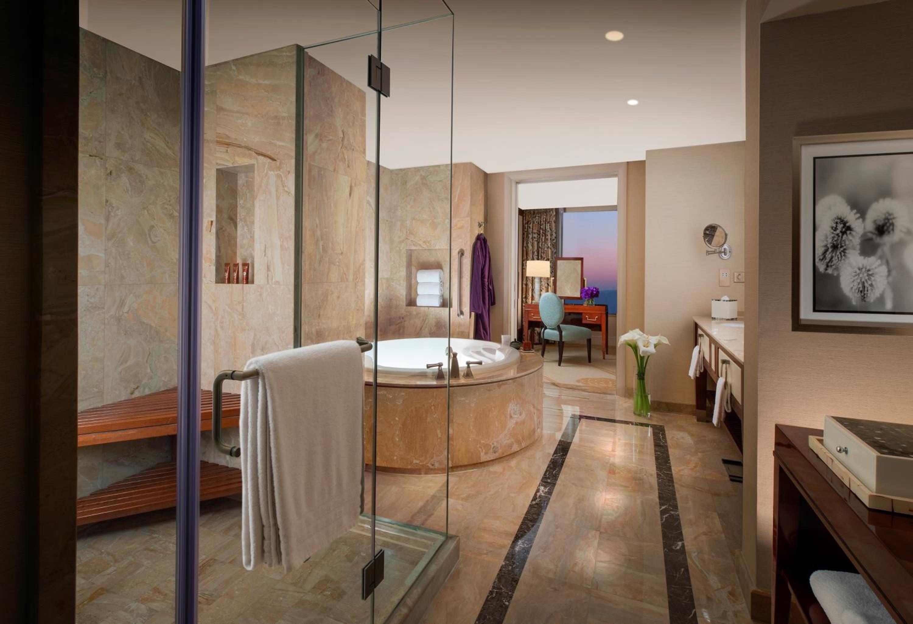 Premier King Suite with Eiffel Tower View