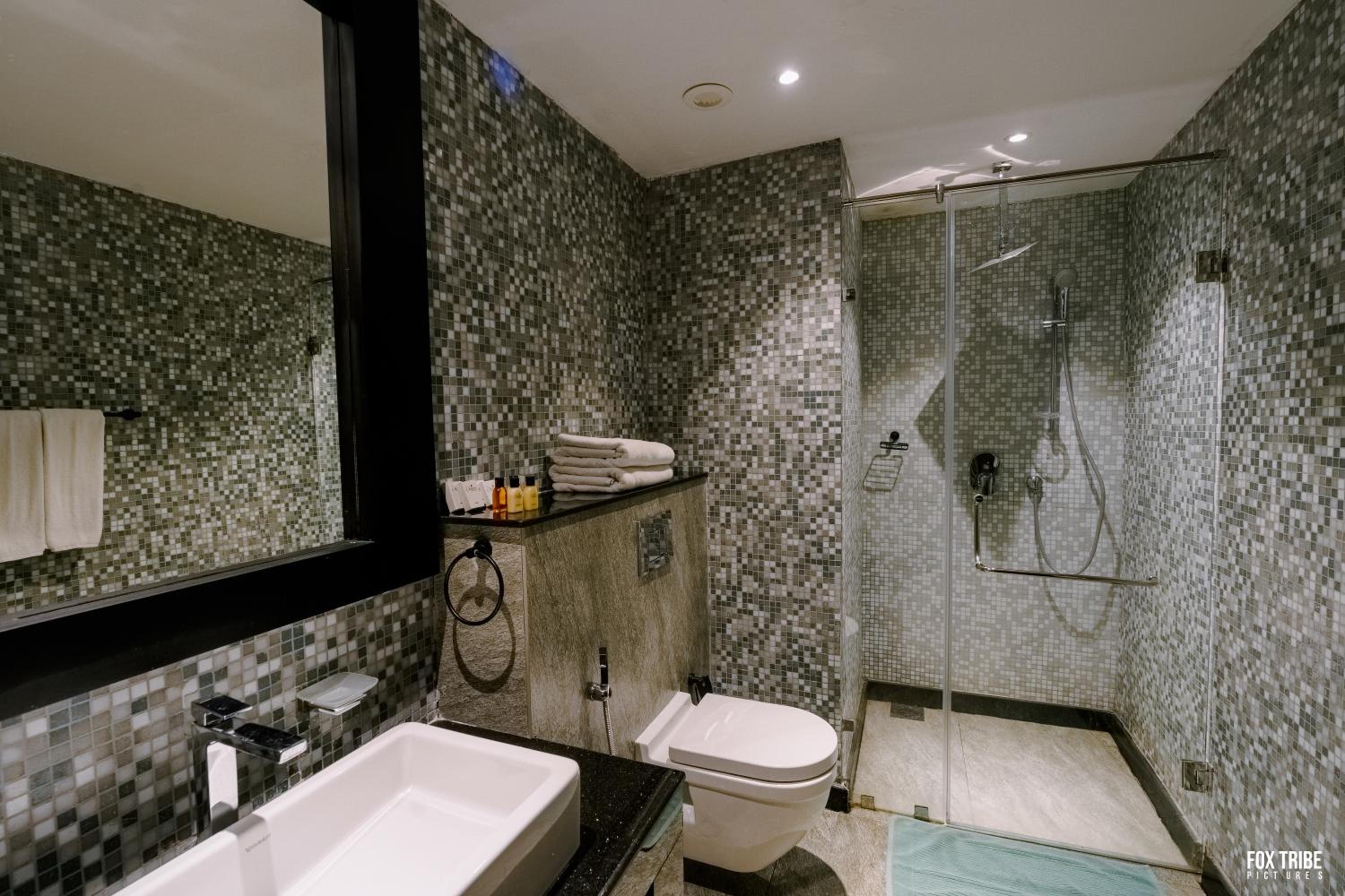 King Suite with Ocean View photo 1
