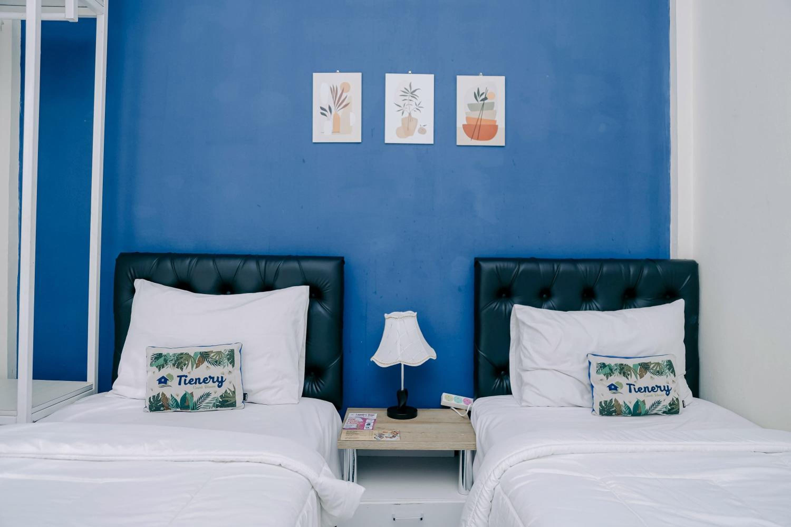 Standard Twin Room photo 2