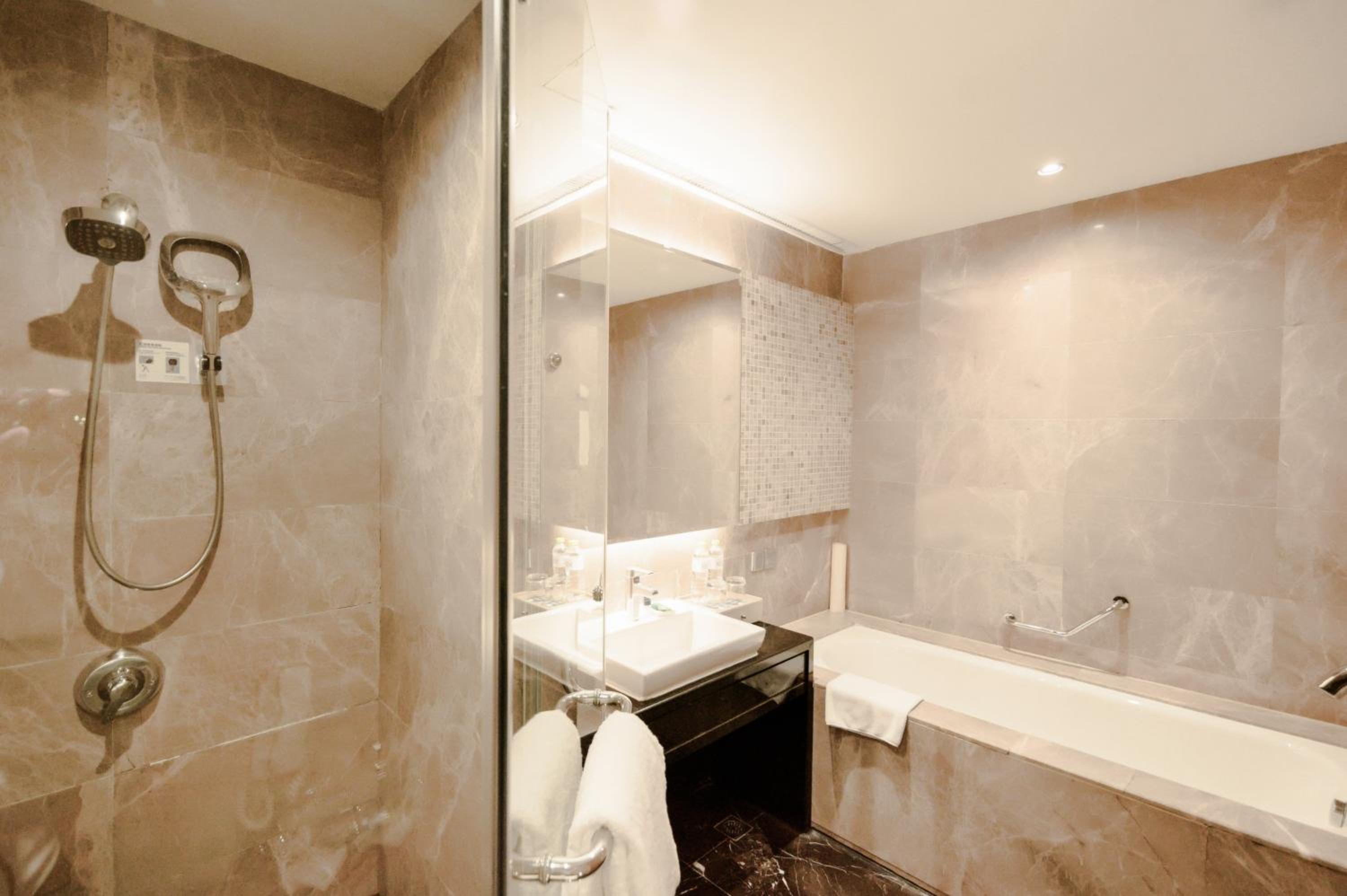 Superior Twin Room, Guest room, 2 Twin/Single Bed(s) - Photo 5