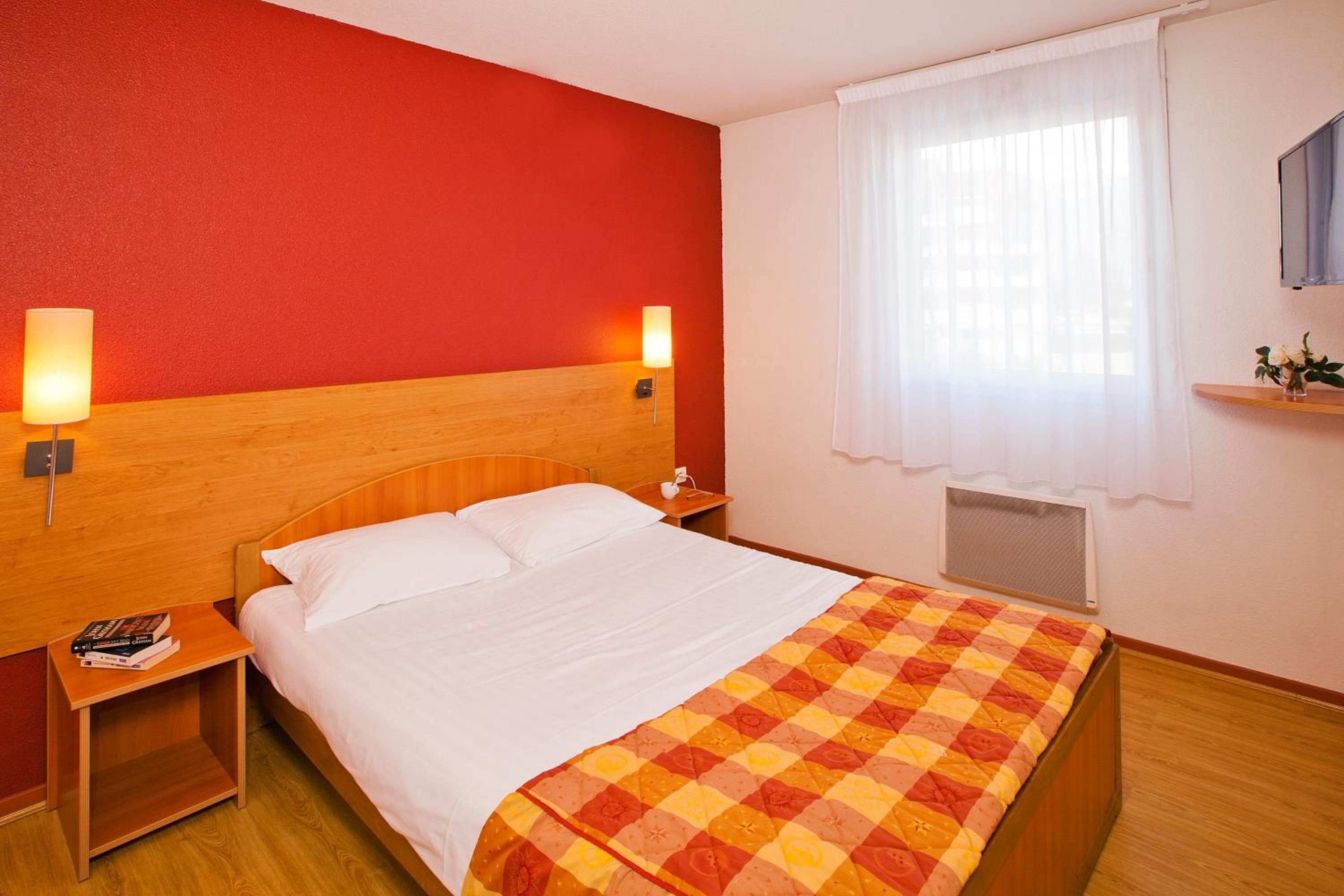 One-Bedroom Apartment (4 Adults) photo 1