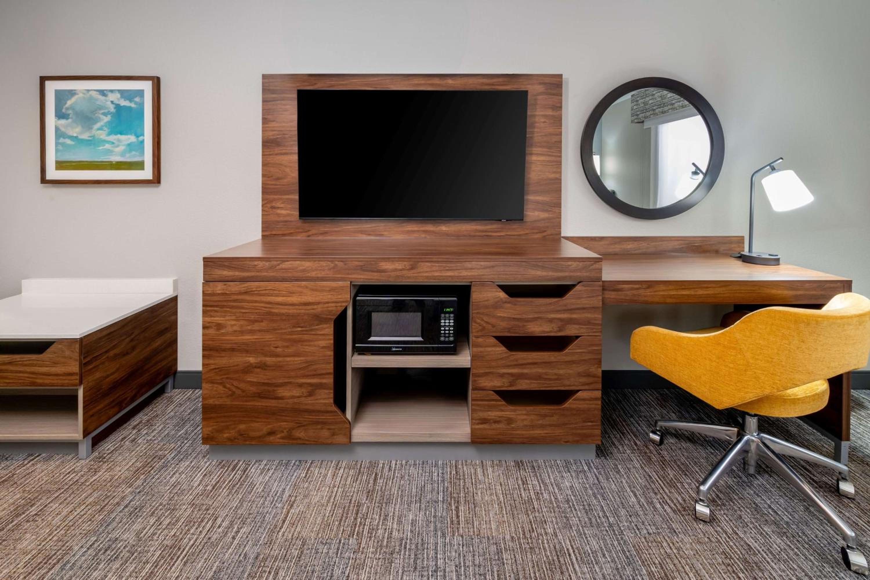 Queen Room with Two Queen Beds - Mobility and Hearing Access/Non-Smoking