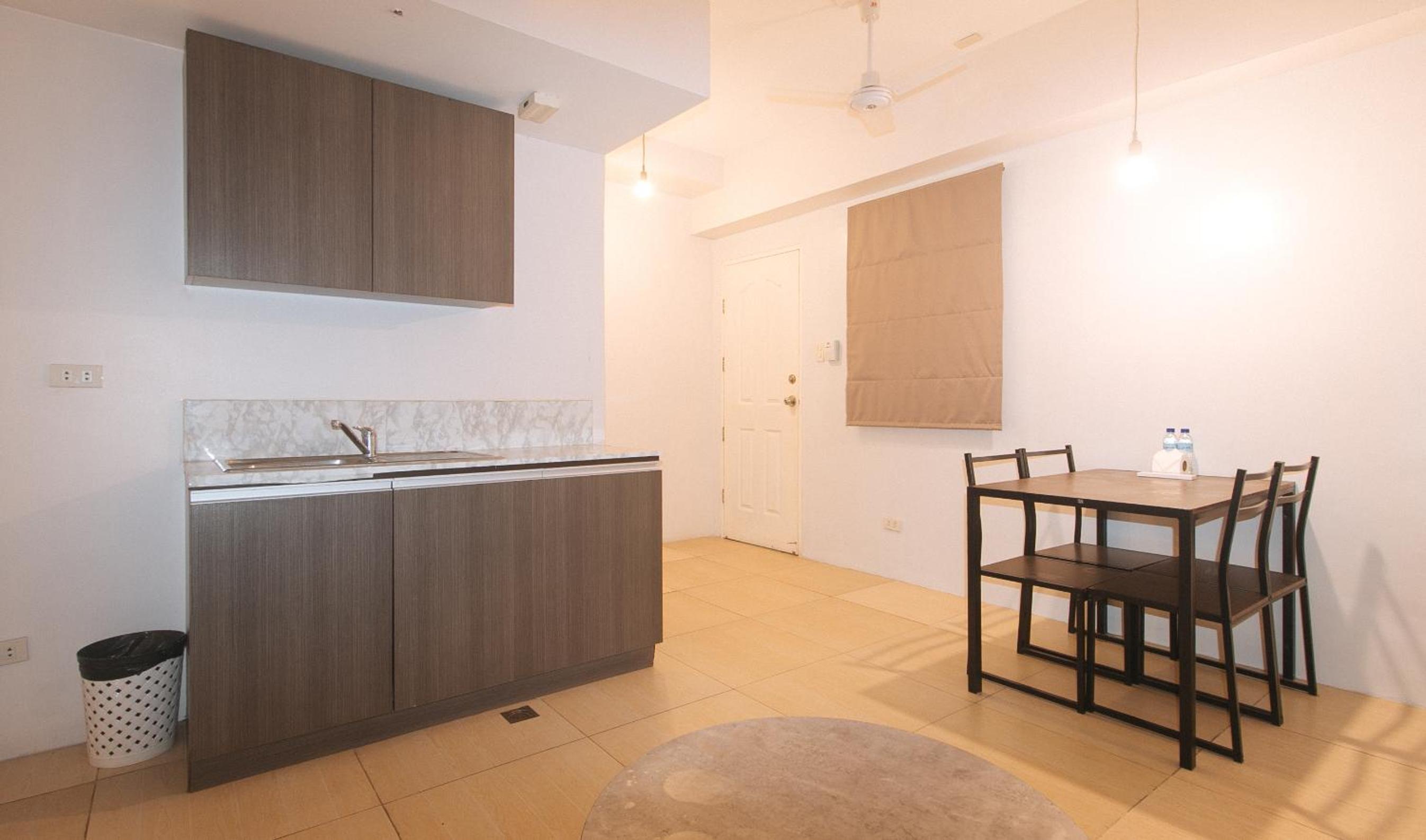Double Room - Photo 8