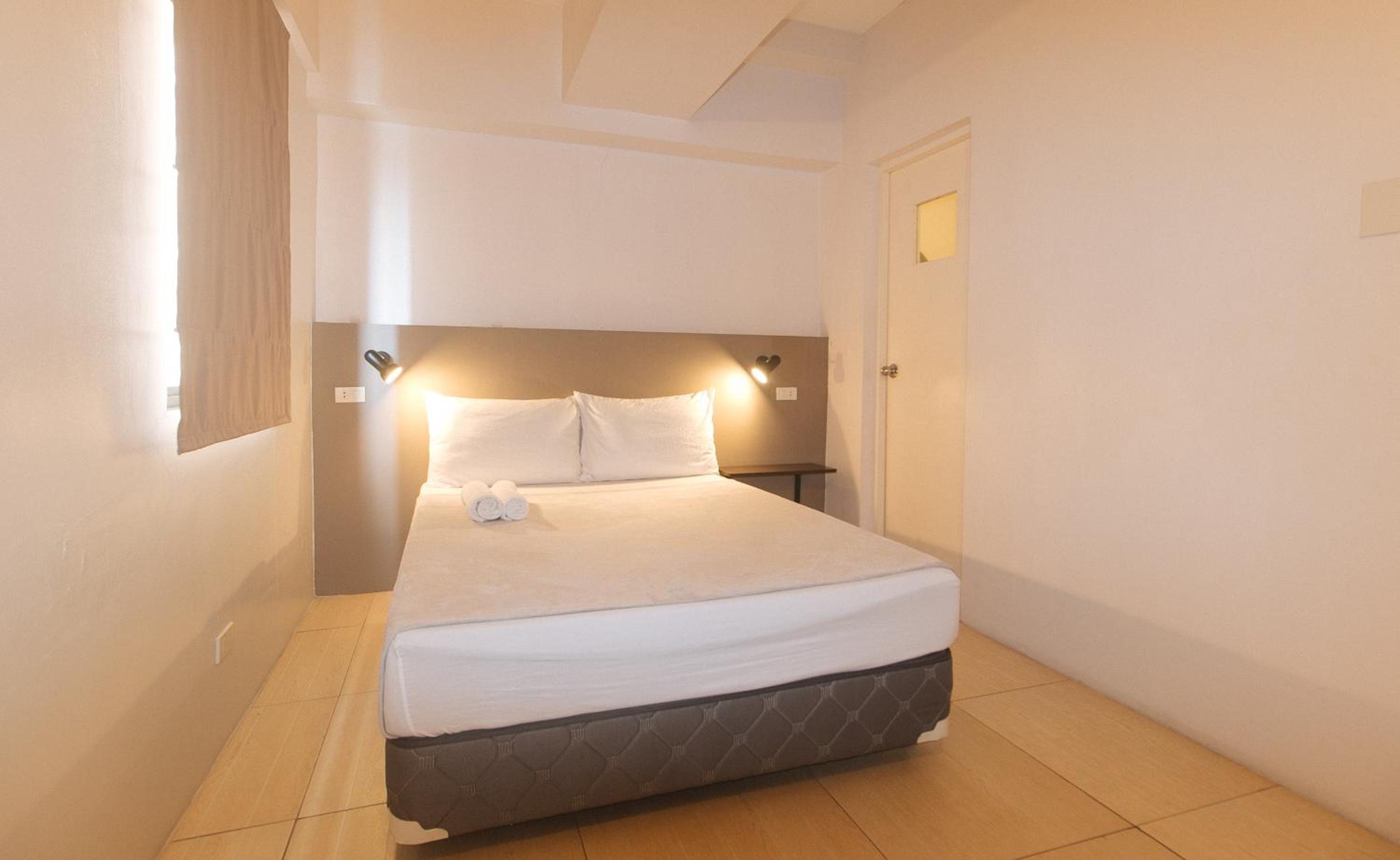 Double Room - Photo 5