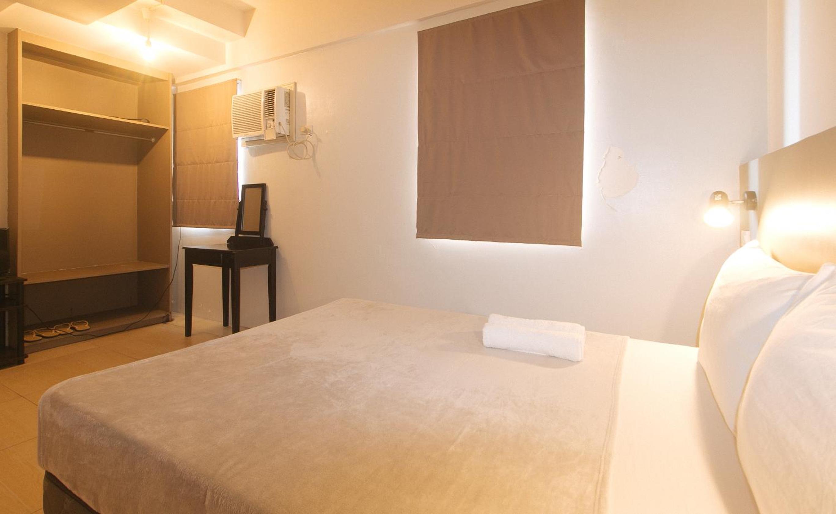 Double Room - Photo 6