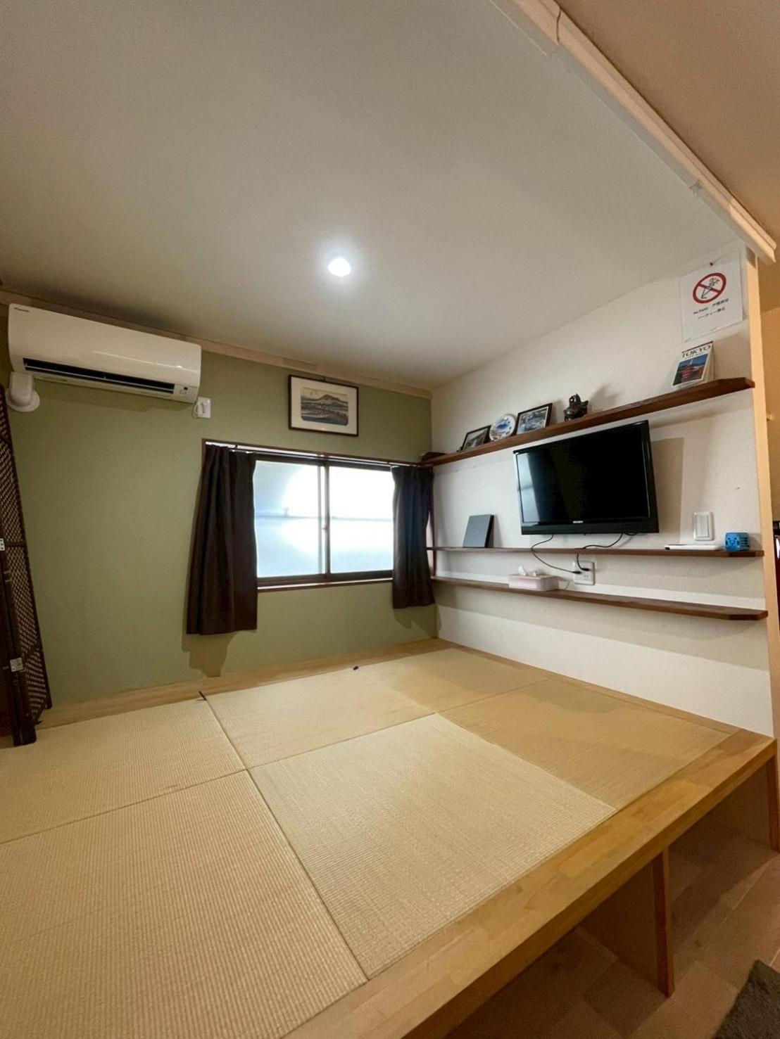 Two-Bedroom Apartment photo 2