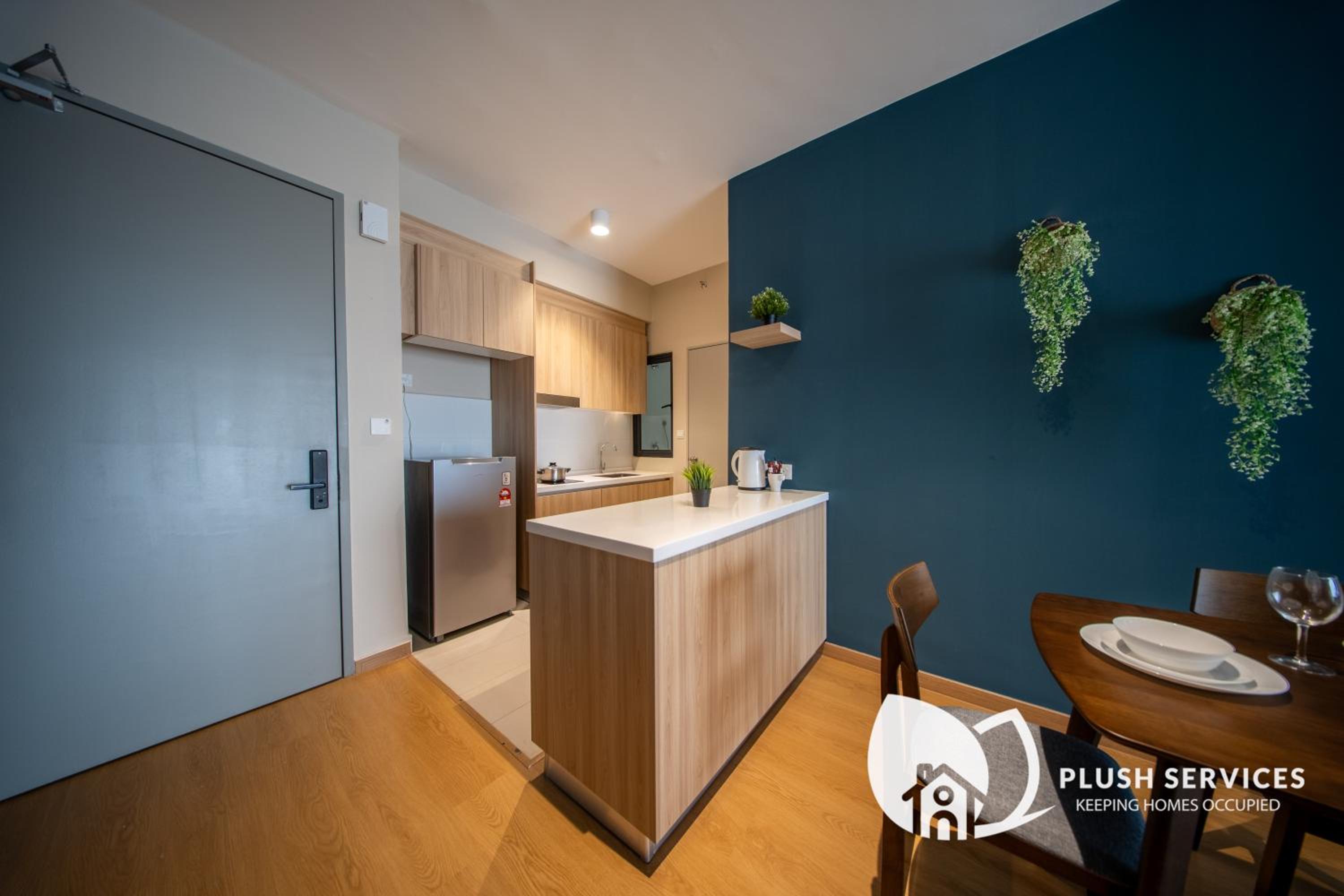 Three-Bedroom Apartment photo 2