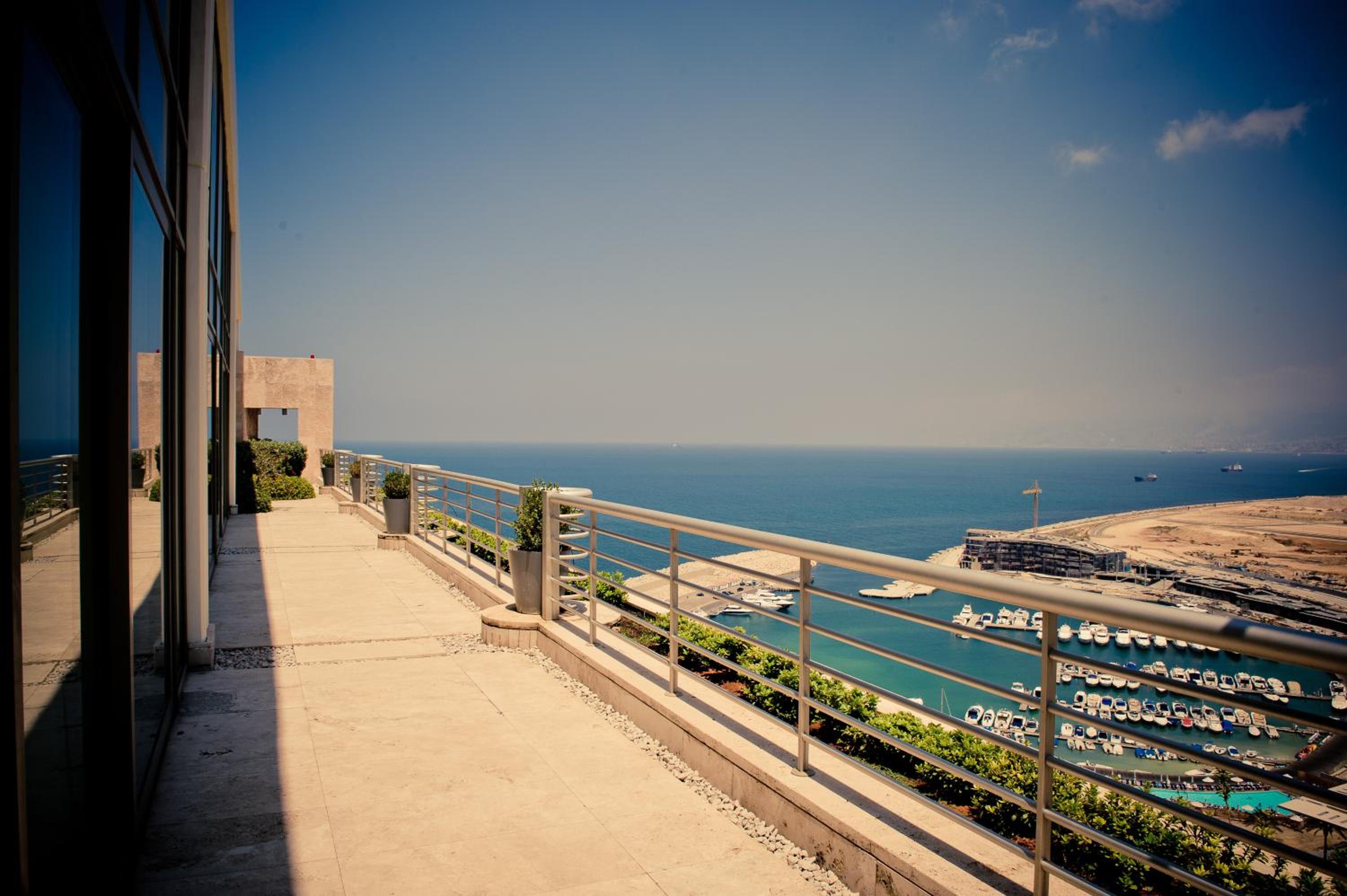 Penthouse Apartment photo 2