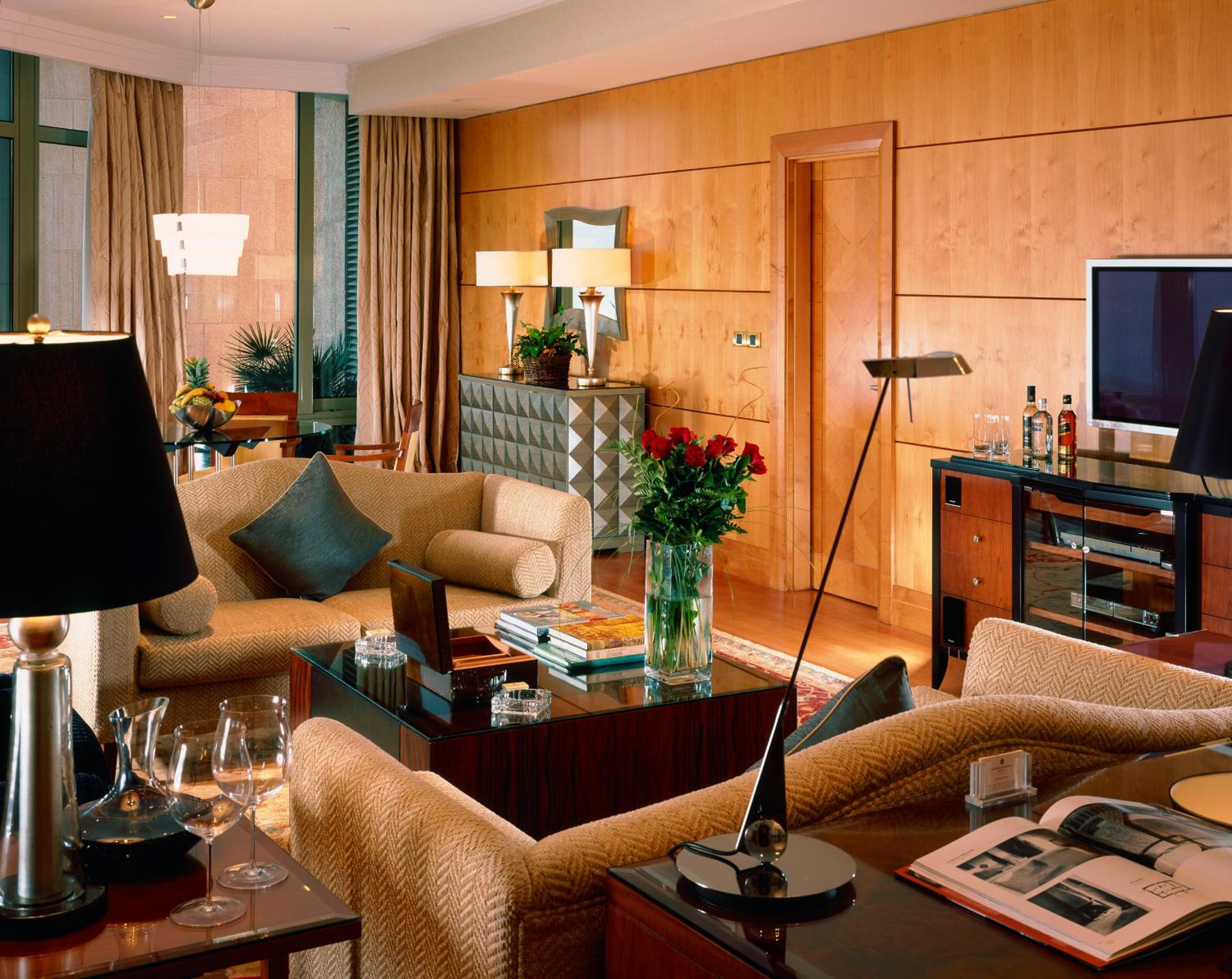 Superior One-Bedroom Apartment with Sea View photo 1