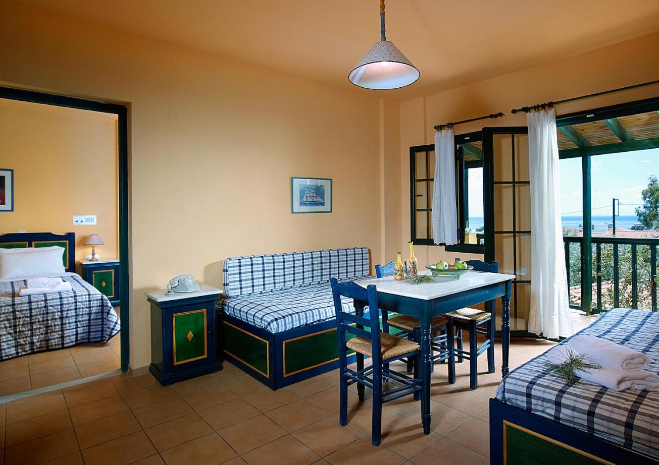 Apartment with Sea View photo 2