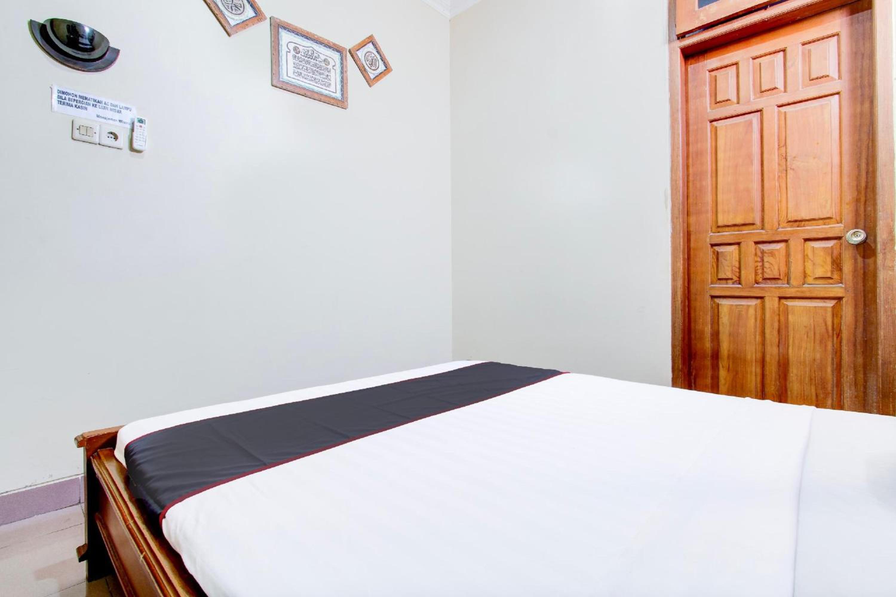 Standard Double Room photo 3