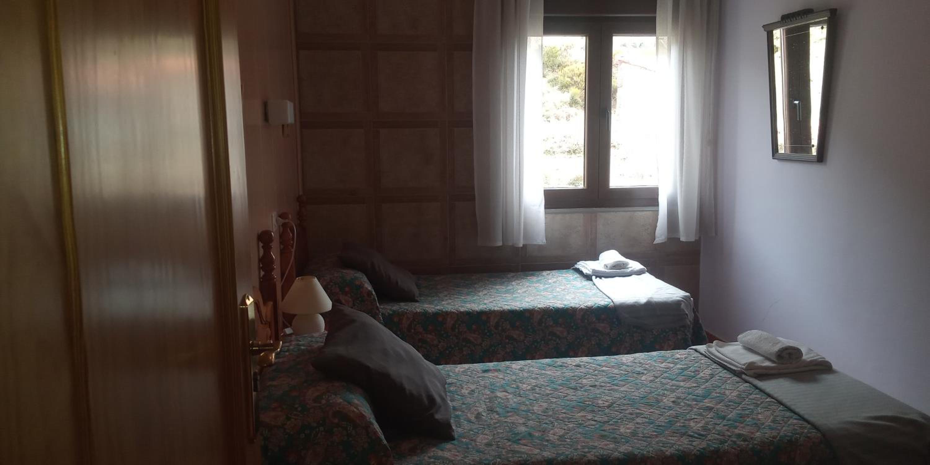 Single Room photo 2