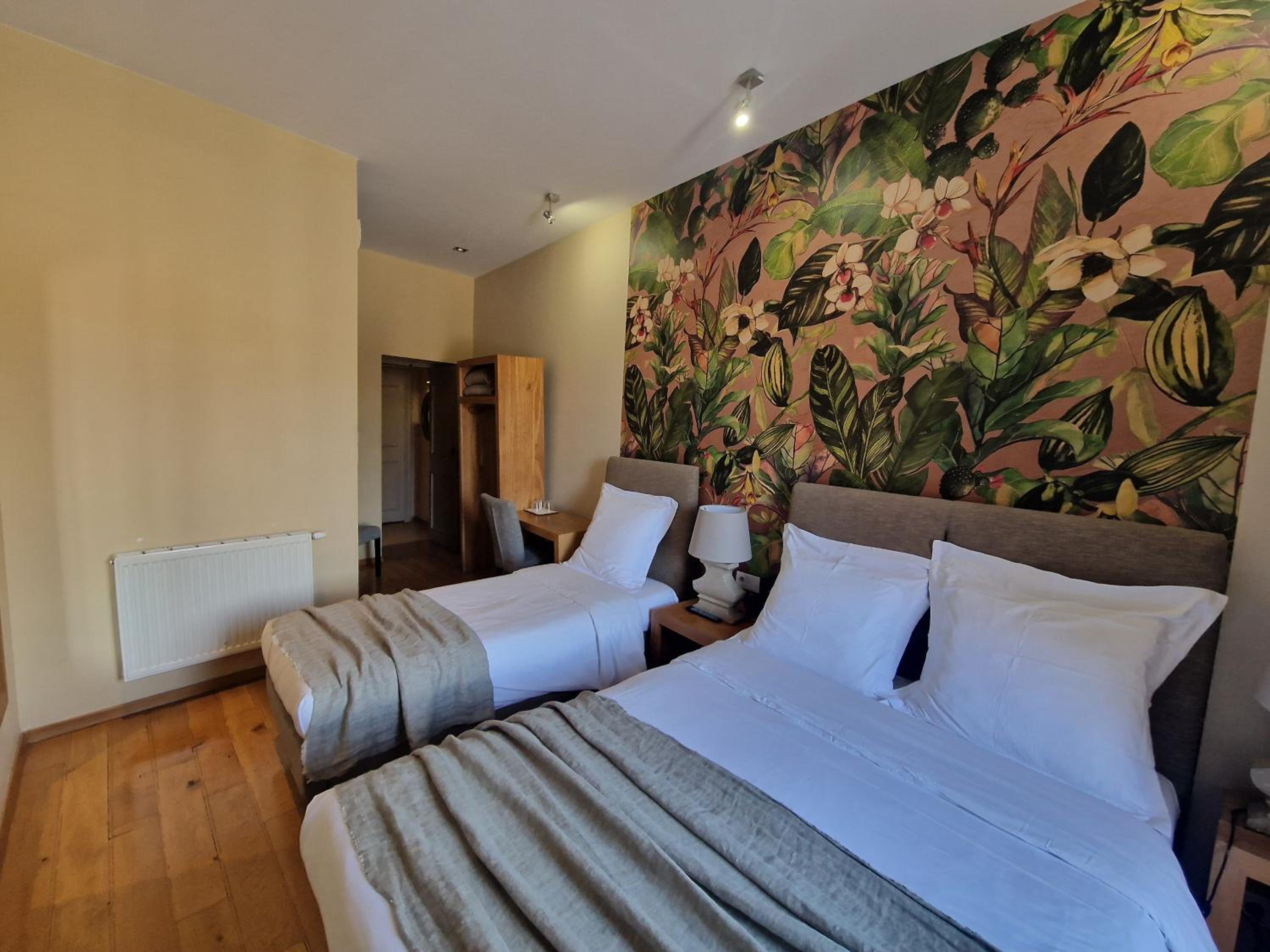 Comfort Triple Room