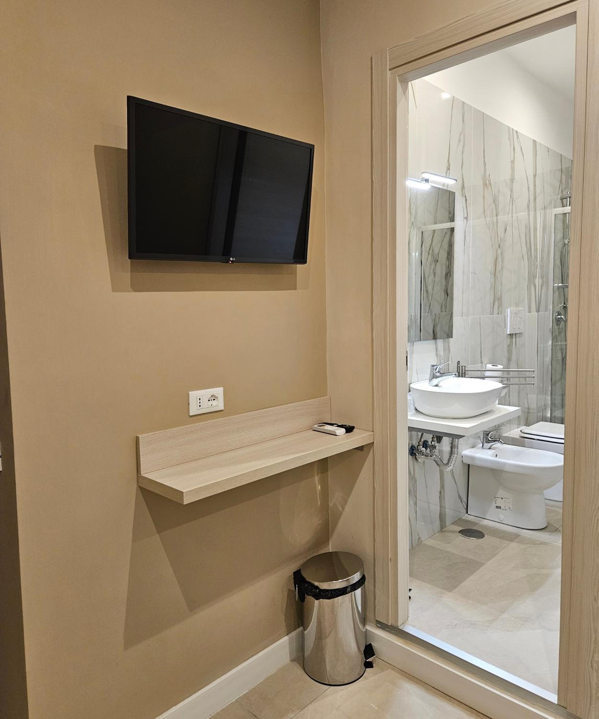Single Room photo 1