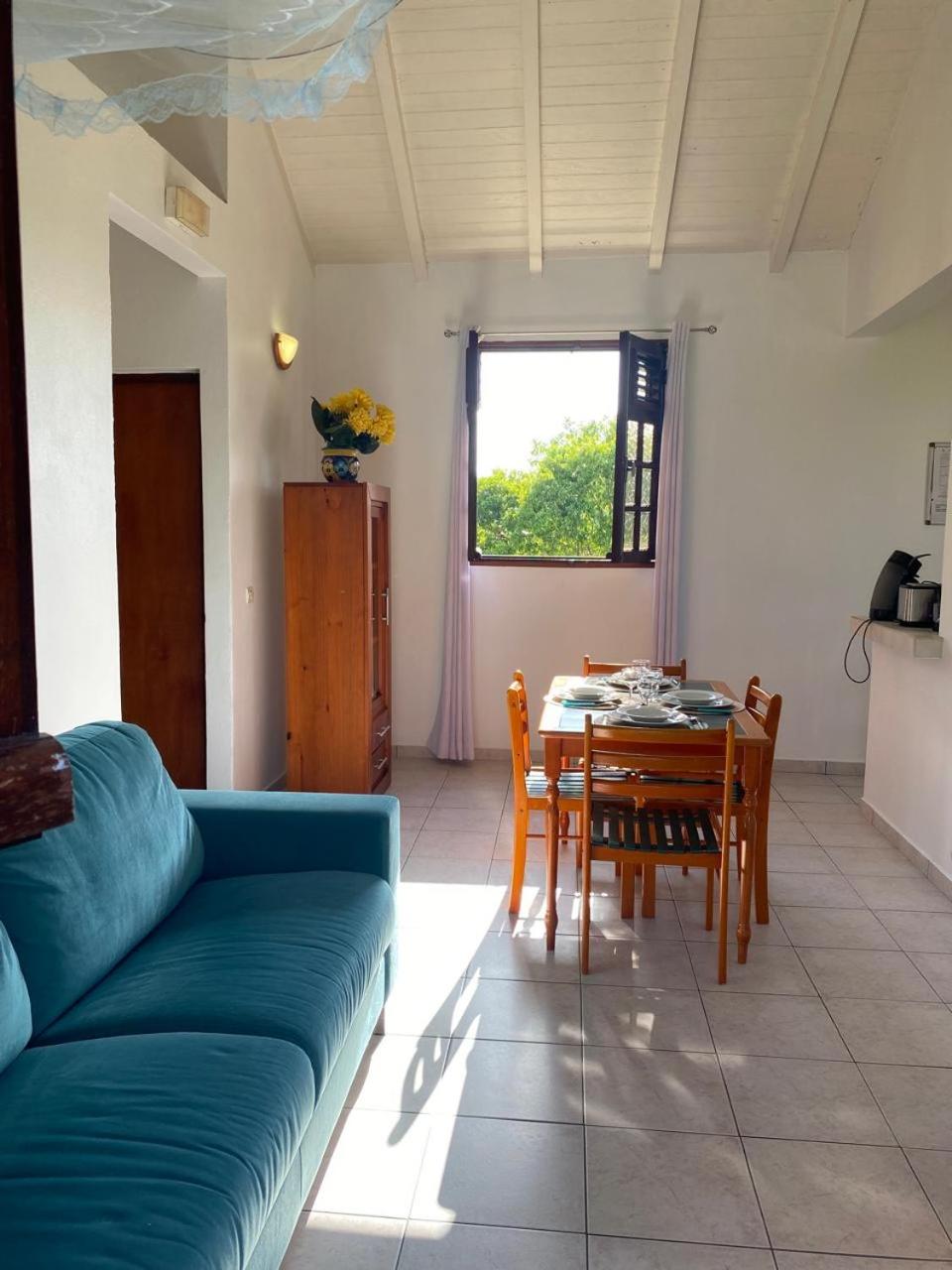 One-Bedroom House photo 1