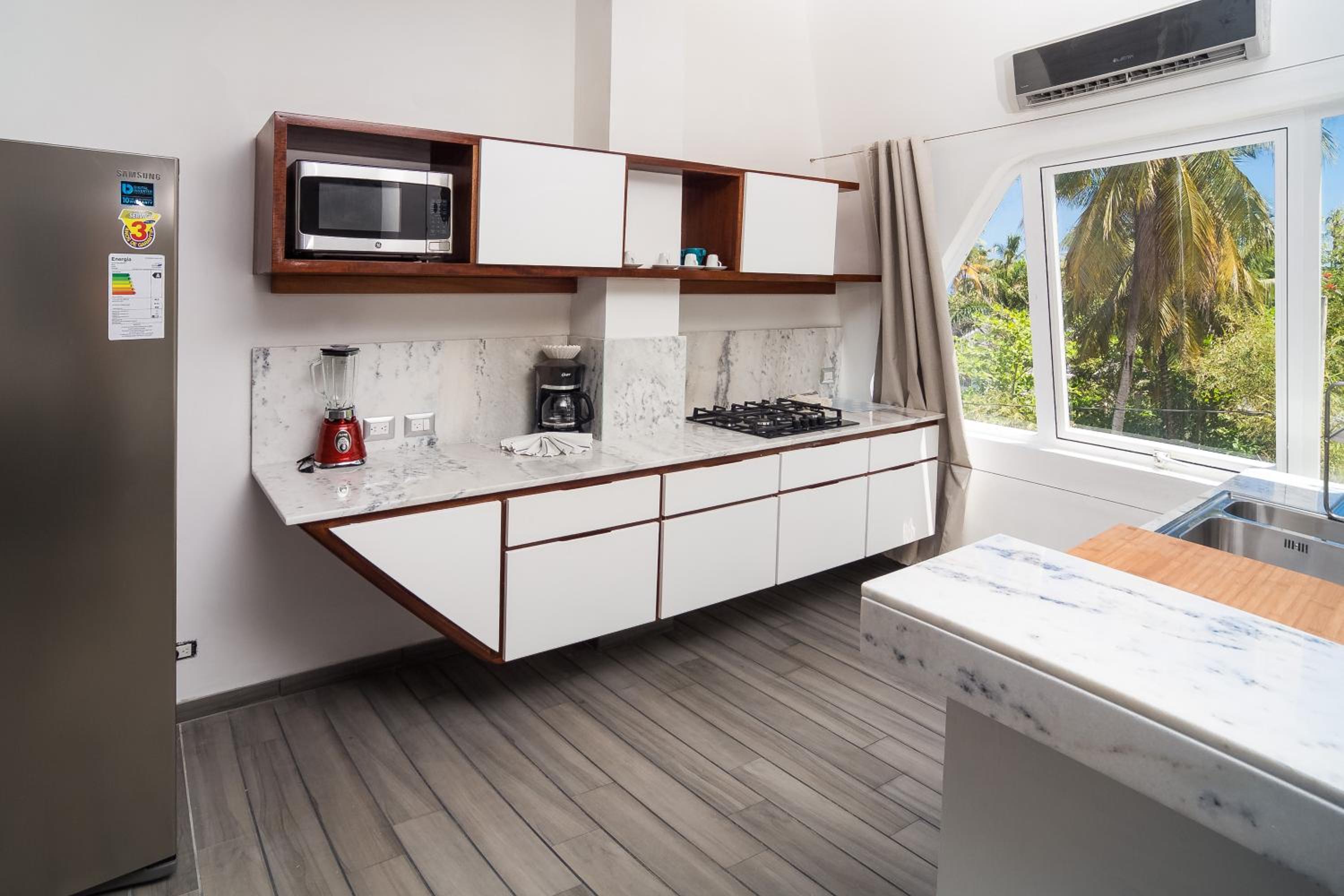 Two-Bedroom Apartment - A photo 3