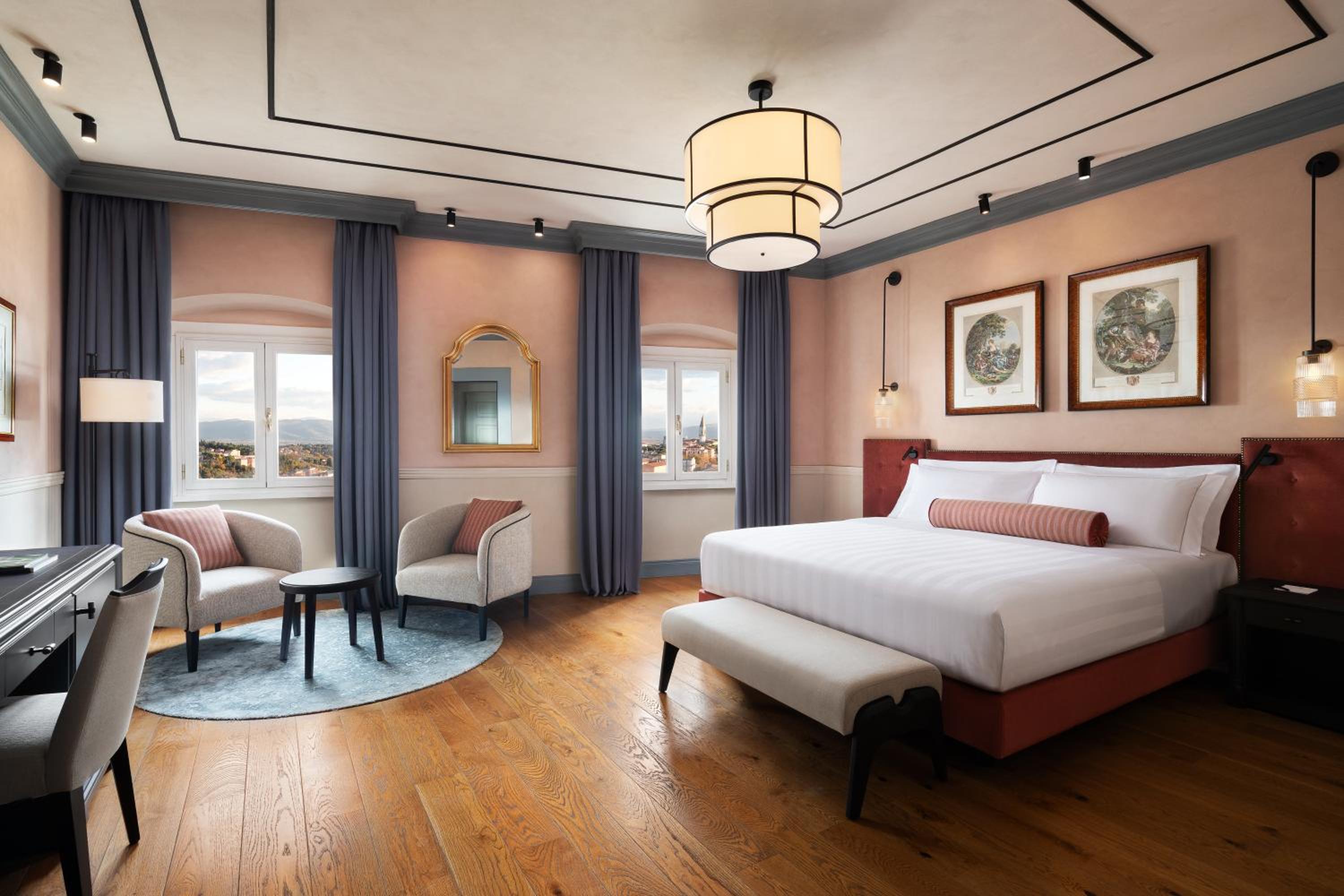 Grand Deluxe Double or Twin Room