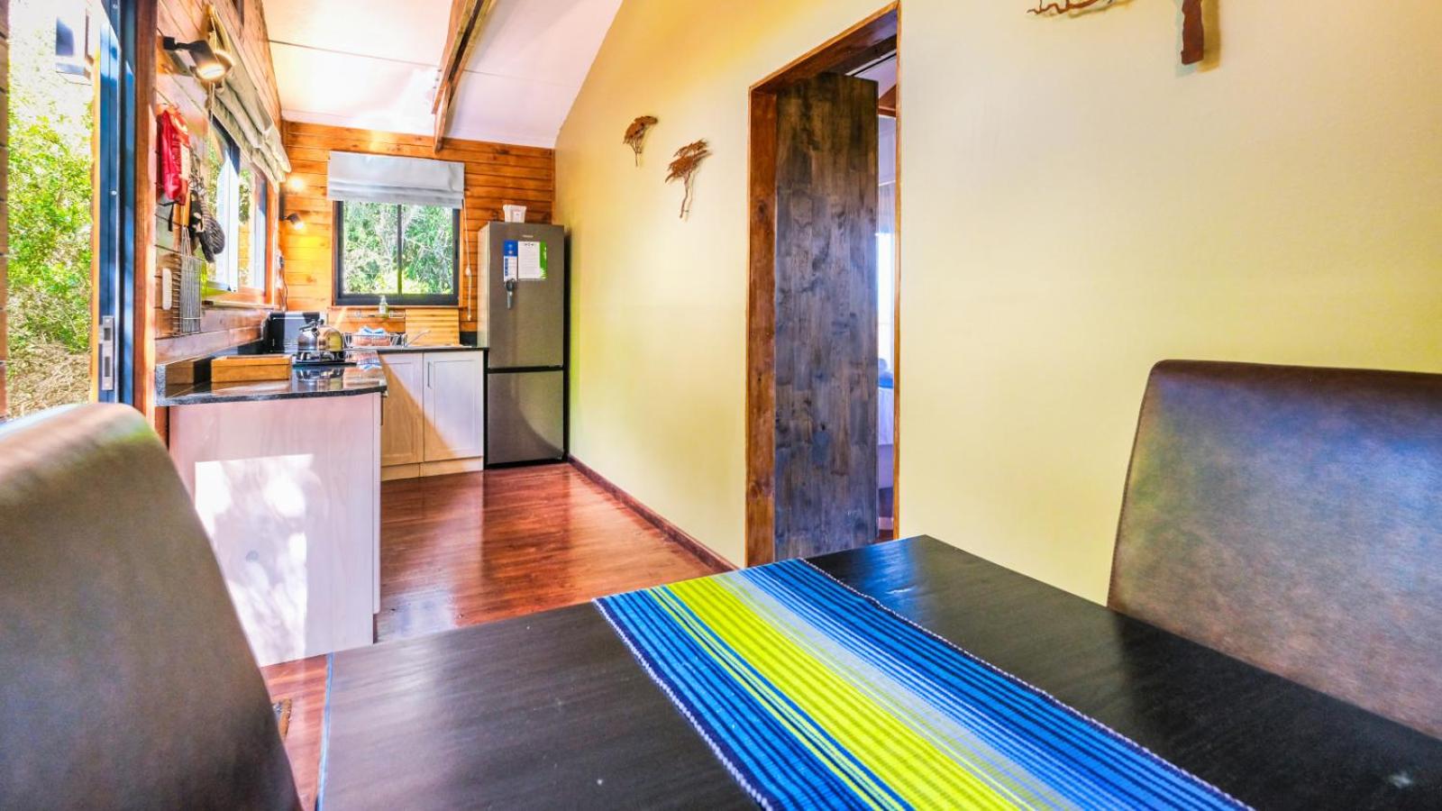 Luxury Bungalow - Photo 16