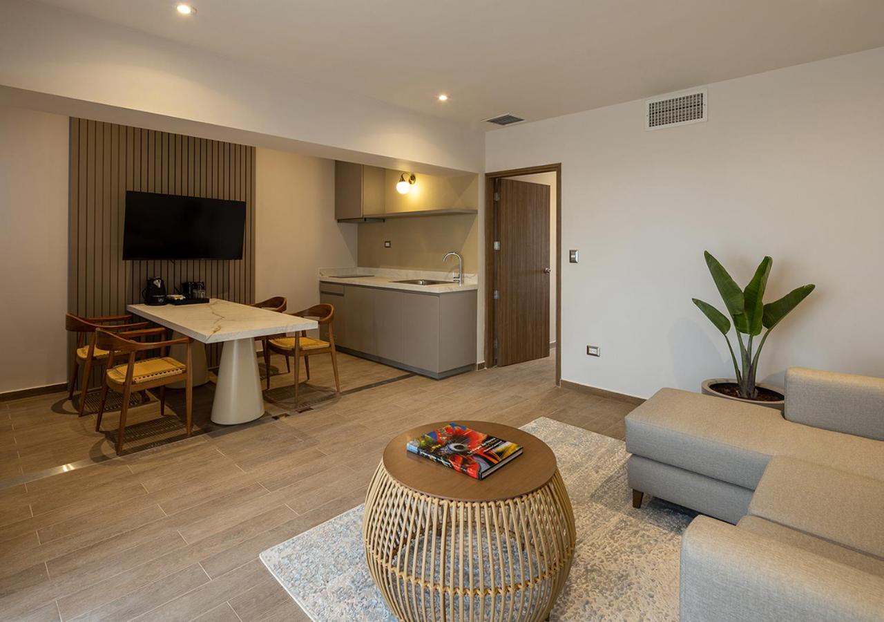 Junior Suite with Garden View photo 3